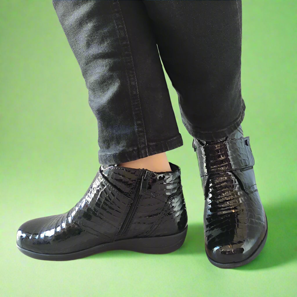 GHETE CASUAL DAMA CAPRICE 26457-41 NEGRE CROCO - imagine 3
