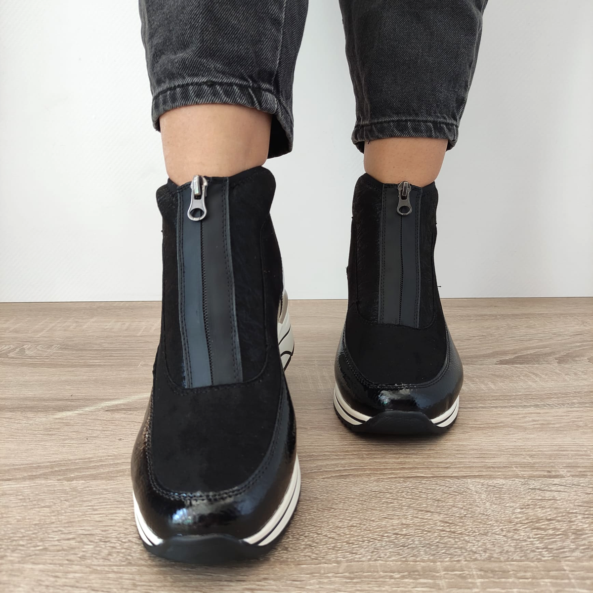 GHETE CASUAL DAMA REMONTE D0T71-01 NEGRE VELUR + LAC - imagine 5