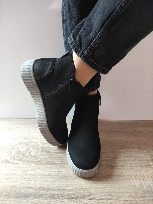 GHETE CASUAL DAMA TAMARIS 85405-45 002 NEGRE NUBUCK - imagine 3