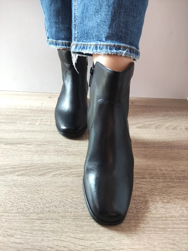GHETE CASUAL DAMA TAMARIS COMFORT 85300-45 NEGRE - imagine 4
