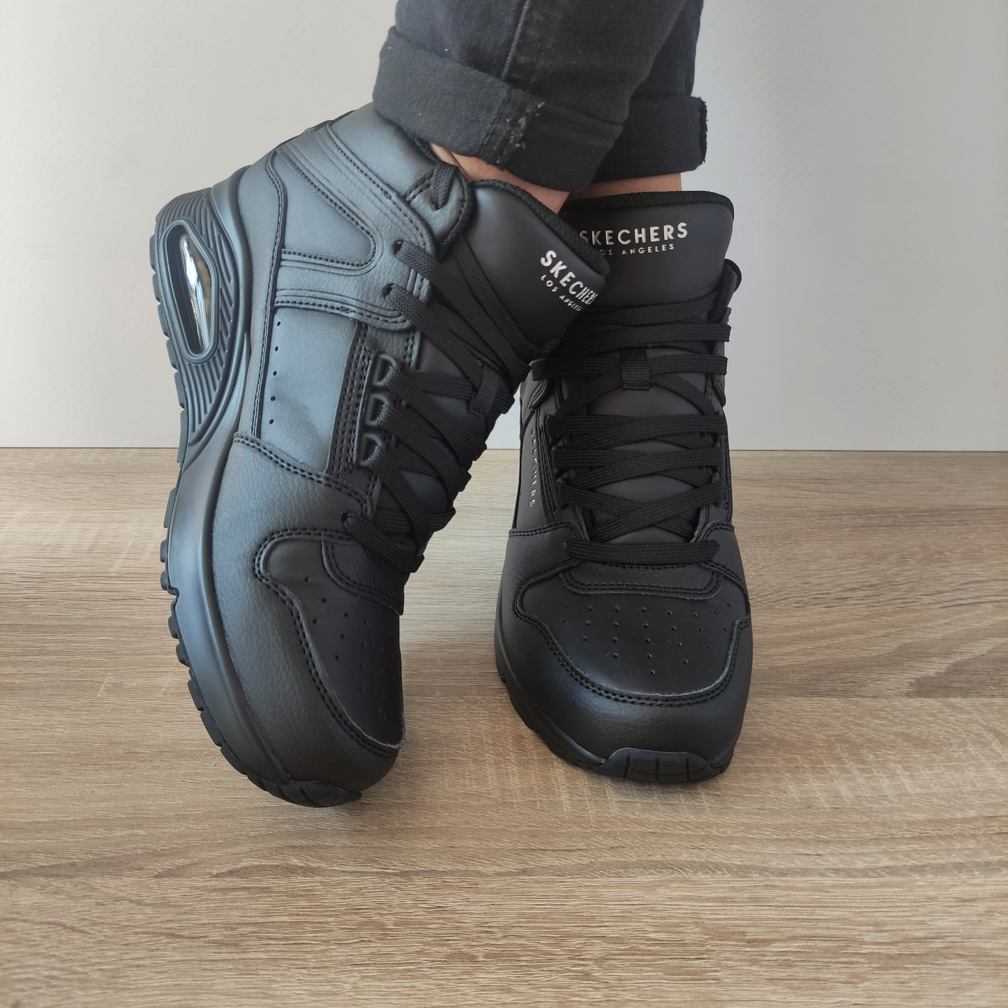 GHETE SPORT ADOLESCENTI ( DAMA / BARBATI ) SKECHERS 177099 NEGRE - imagine 4