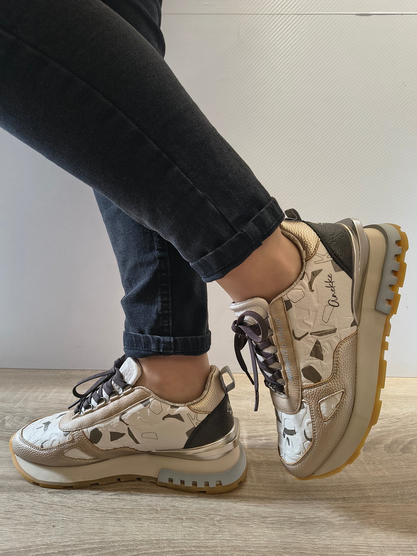 PANTOFI SPORT DAMA ANEKKE 42390-331 BEJ + GOLD