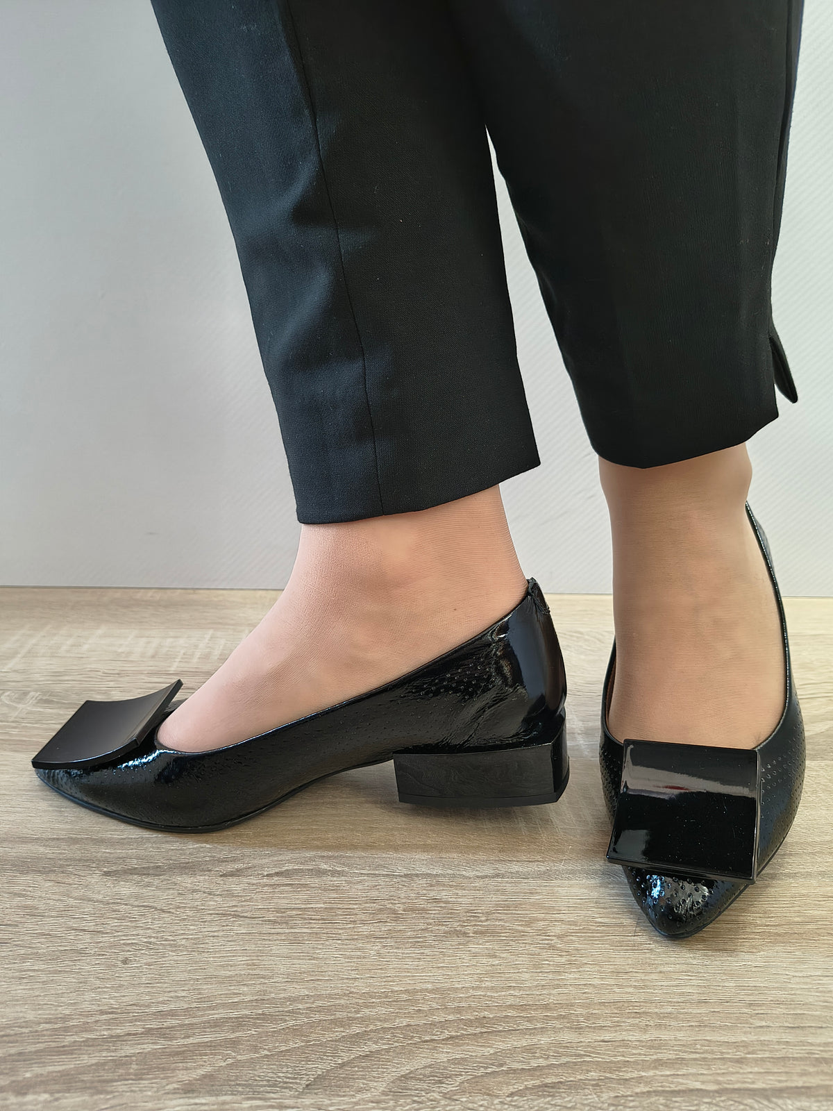 PANTOFI CASUAL DAMA DOGATI 101 1131 NEGRU LAC - imagine 2