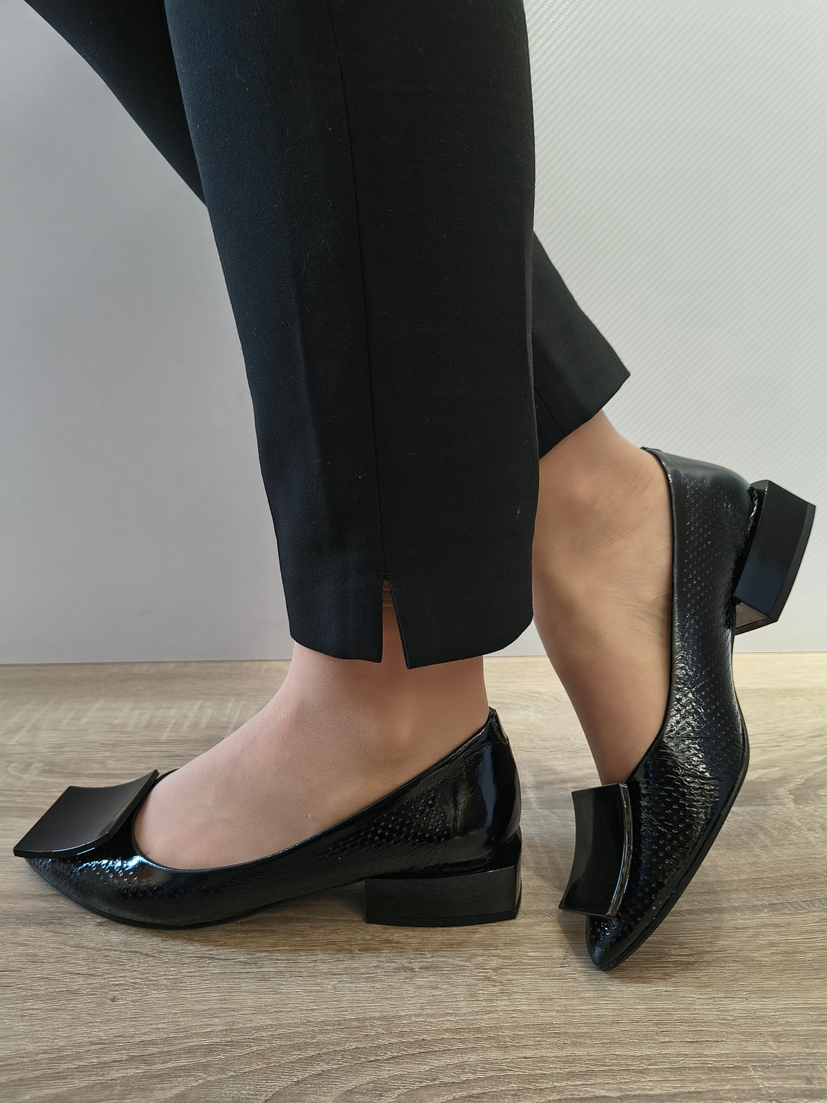 PANTOFI CASUAL DAMA DOGATI 101 1131 NEGRU LAC - imagine 3