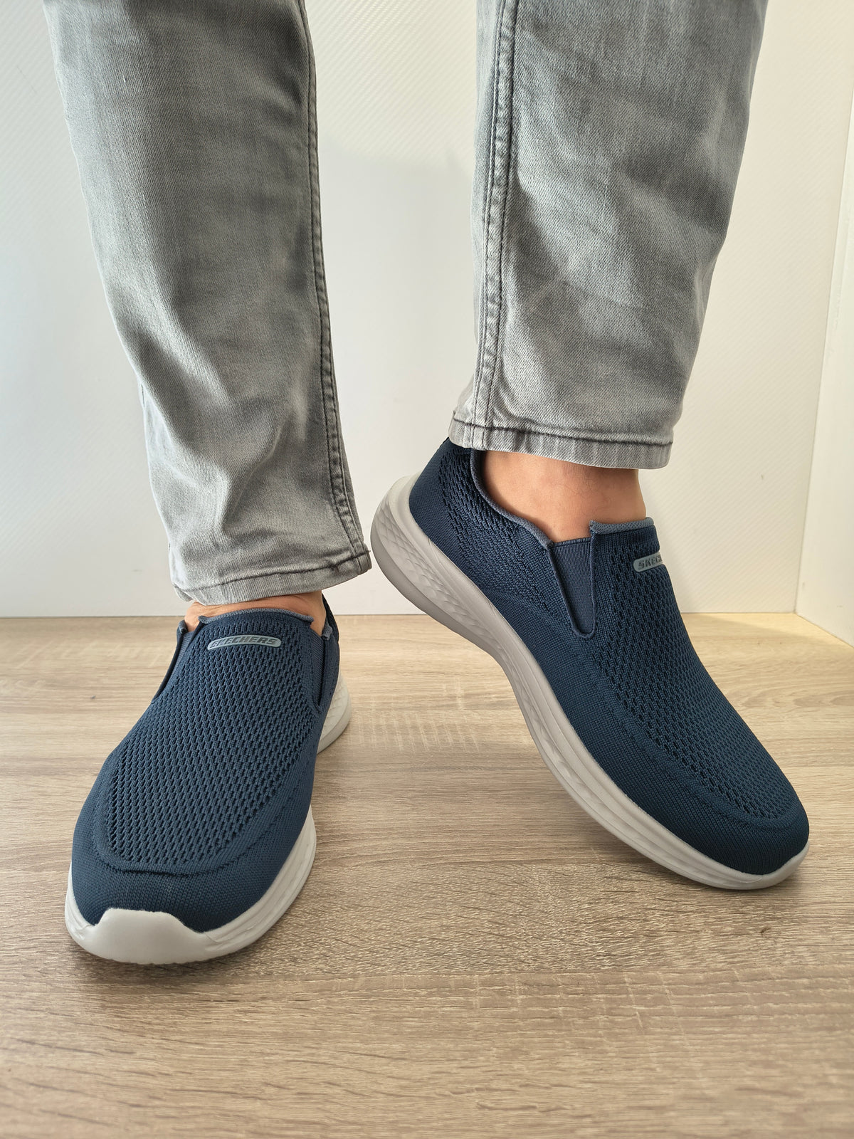 PANTOFI SPORT BARBATI SKECHERS 210791 NVY NAVY - imagine 4
