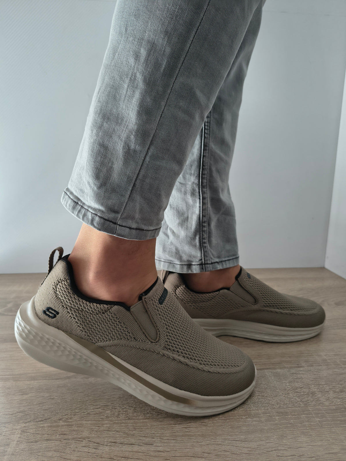 PANTOFI SPORT BARBATI SKECHERS 210791 TPE TAUPE - imagine 2