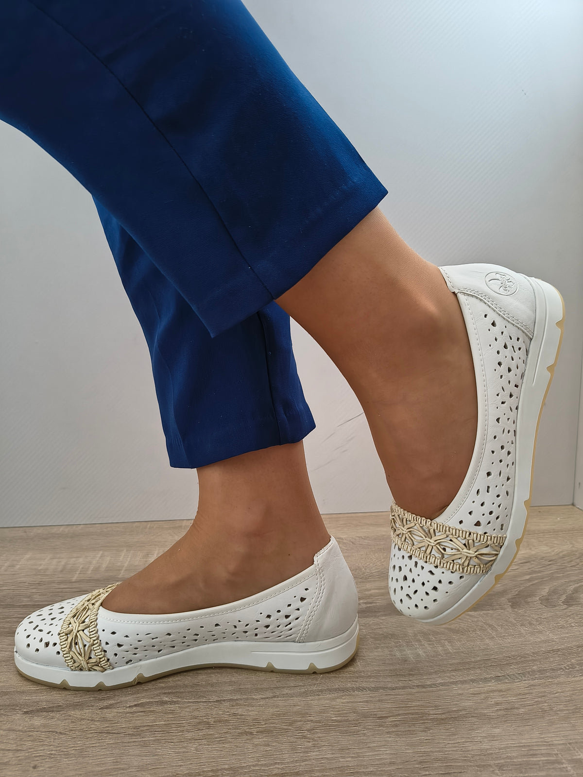 PANTOFI CASUAL DAMA RIEKER L3062-80 ALB - imagine 2