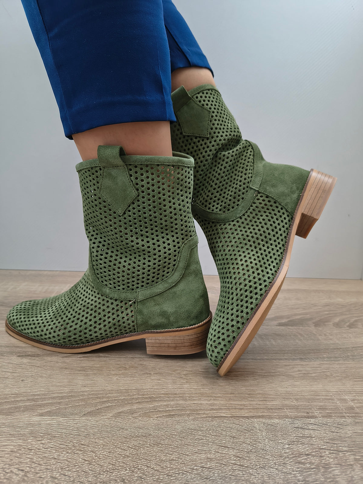 GHETE ELEGANTE DAMA DOGATI 095 3952-13 VERDE SUEDE 2410 - imagine 5