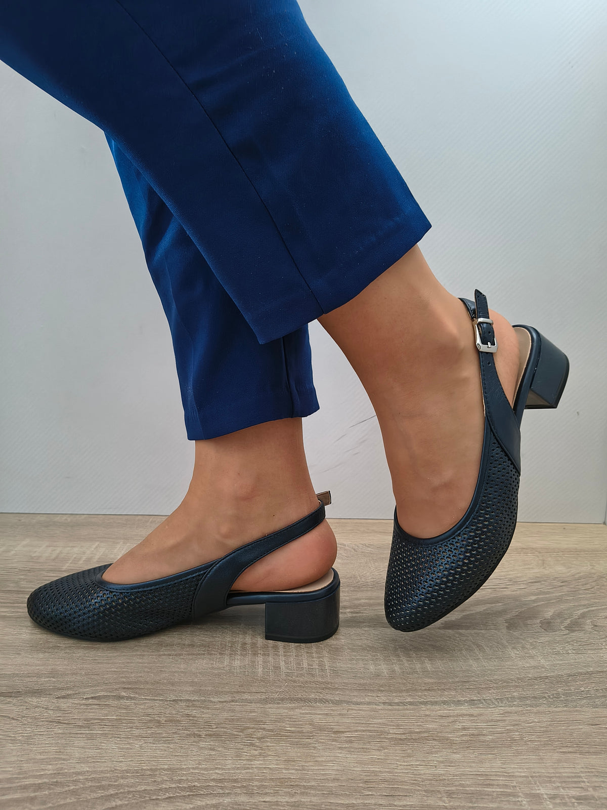 SANDALE ELEGANTE DAMA CAPRICE 29602-44 807 NAVY PERLATO - imagine 2