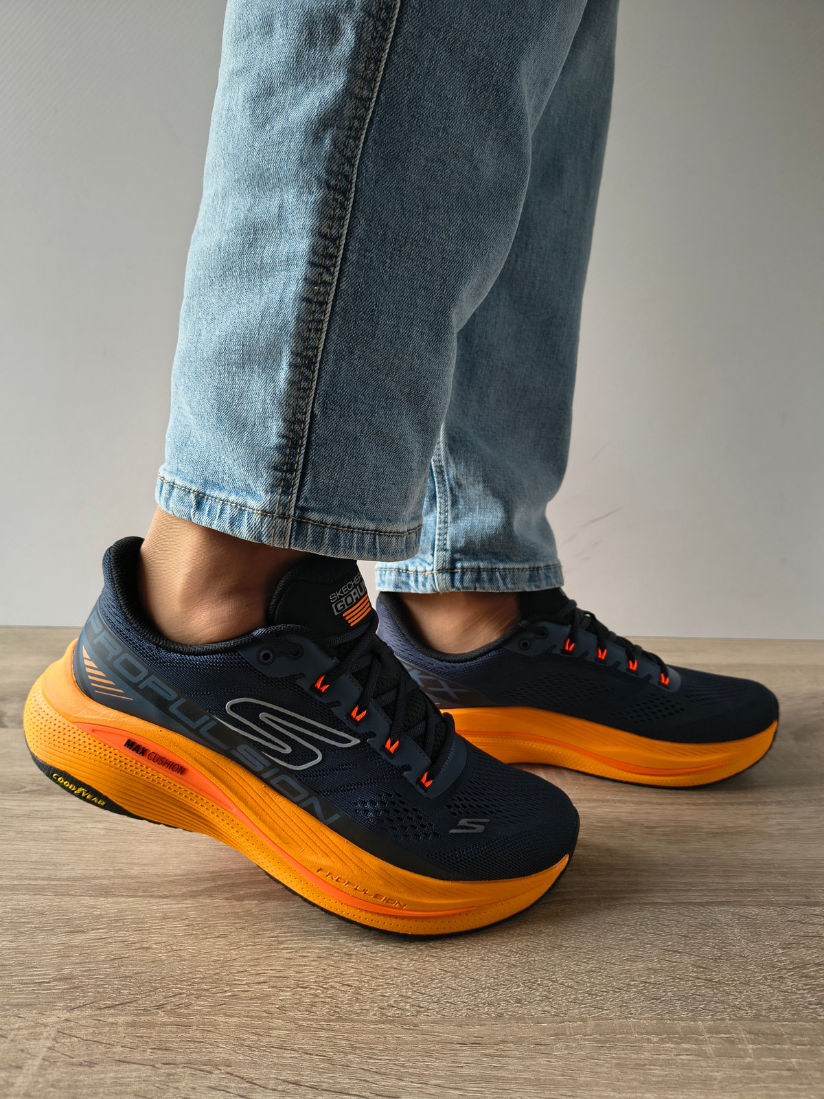 PANTOFI SPORT BARBATI SKECHERS 220509 NVOR BLEUMARIN + PORTOCALIU - imagine 2