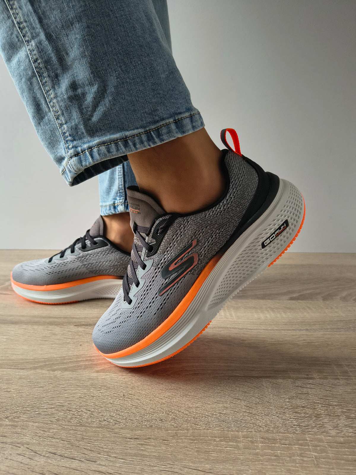 PANTOFI SPORT BARBATI SKECHERS 220847 CHAR GRI CHARCOAL - imagine 4