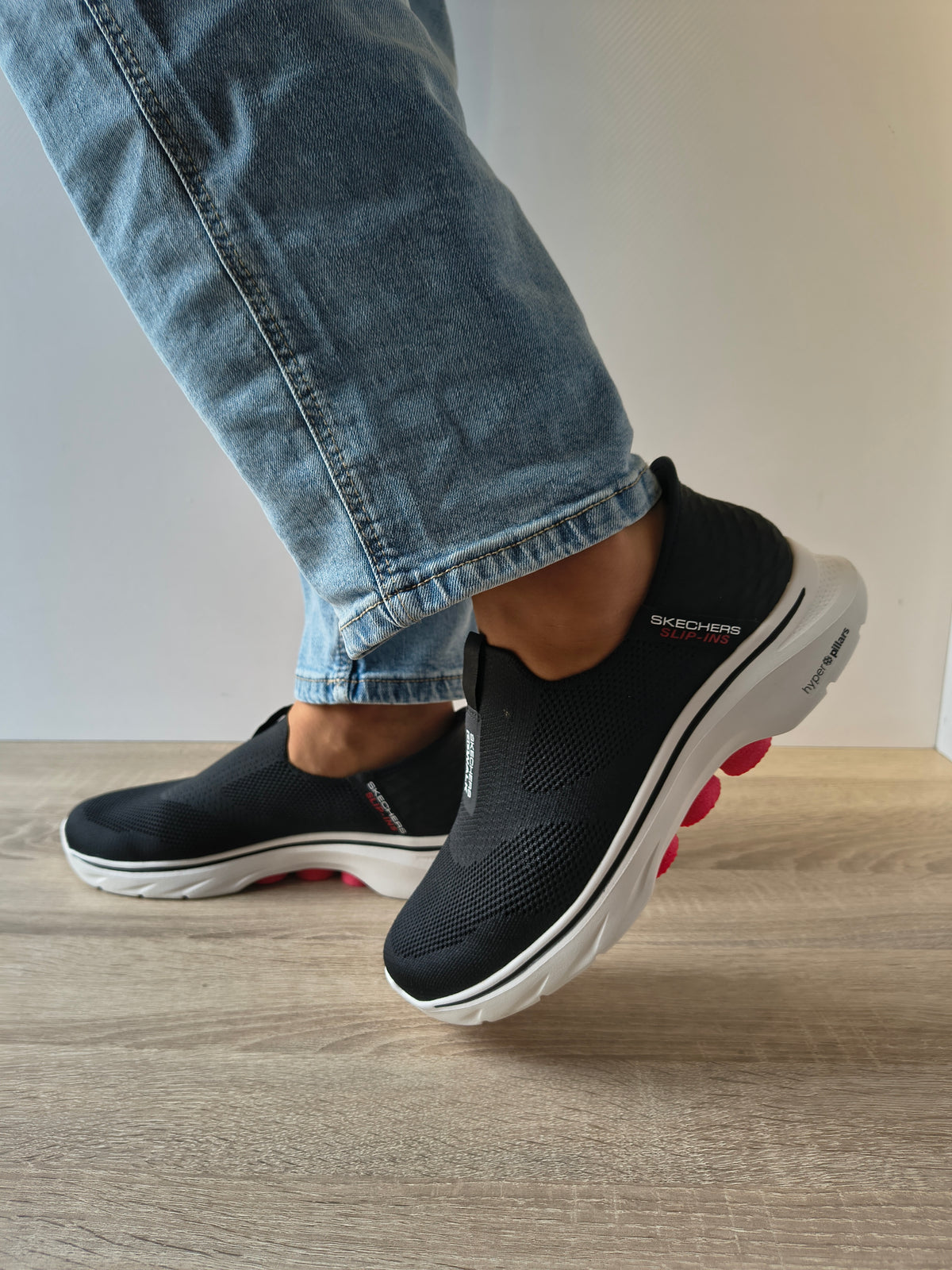 PANTOFI SPORT BARBATI SKECHERS 216641 BKW NEGRU - imagine 4