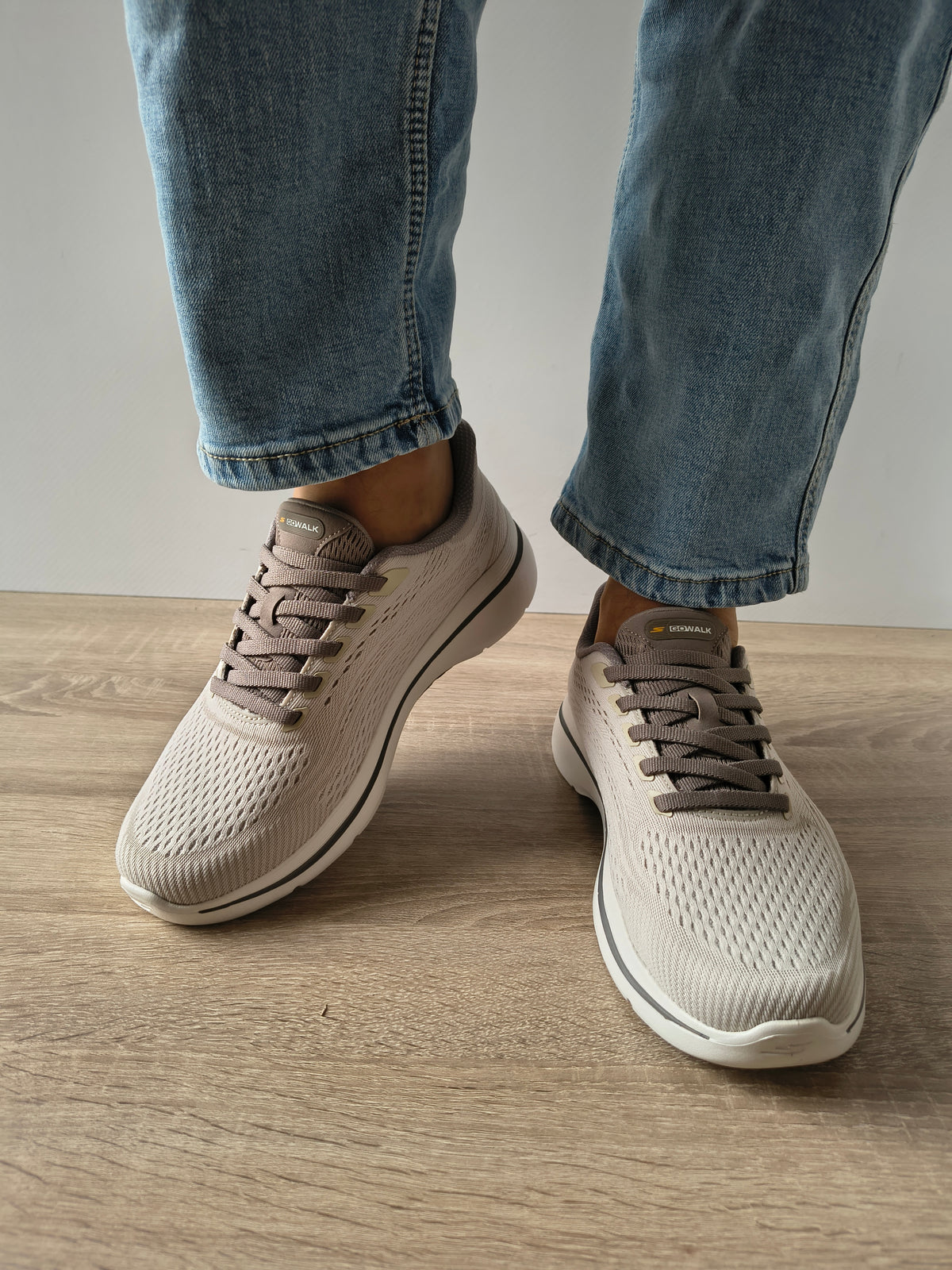 PANTOFI SPORT BARBATI SKECHERS 216812 TAN BEJ - imagine 5