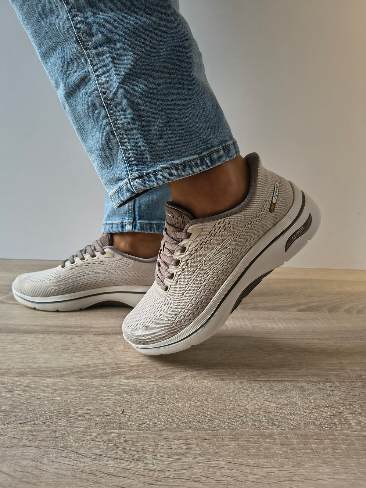 PANTOFI SPORT BARBATI SKECHERS 216812 TAN BEJ - imagine 4