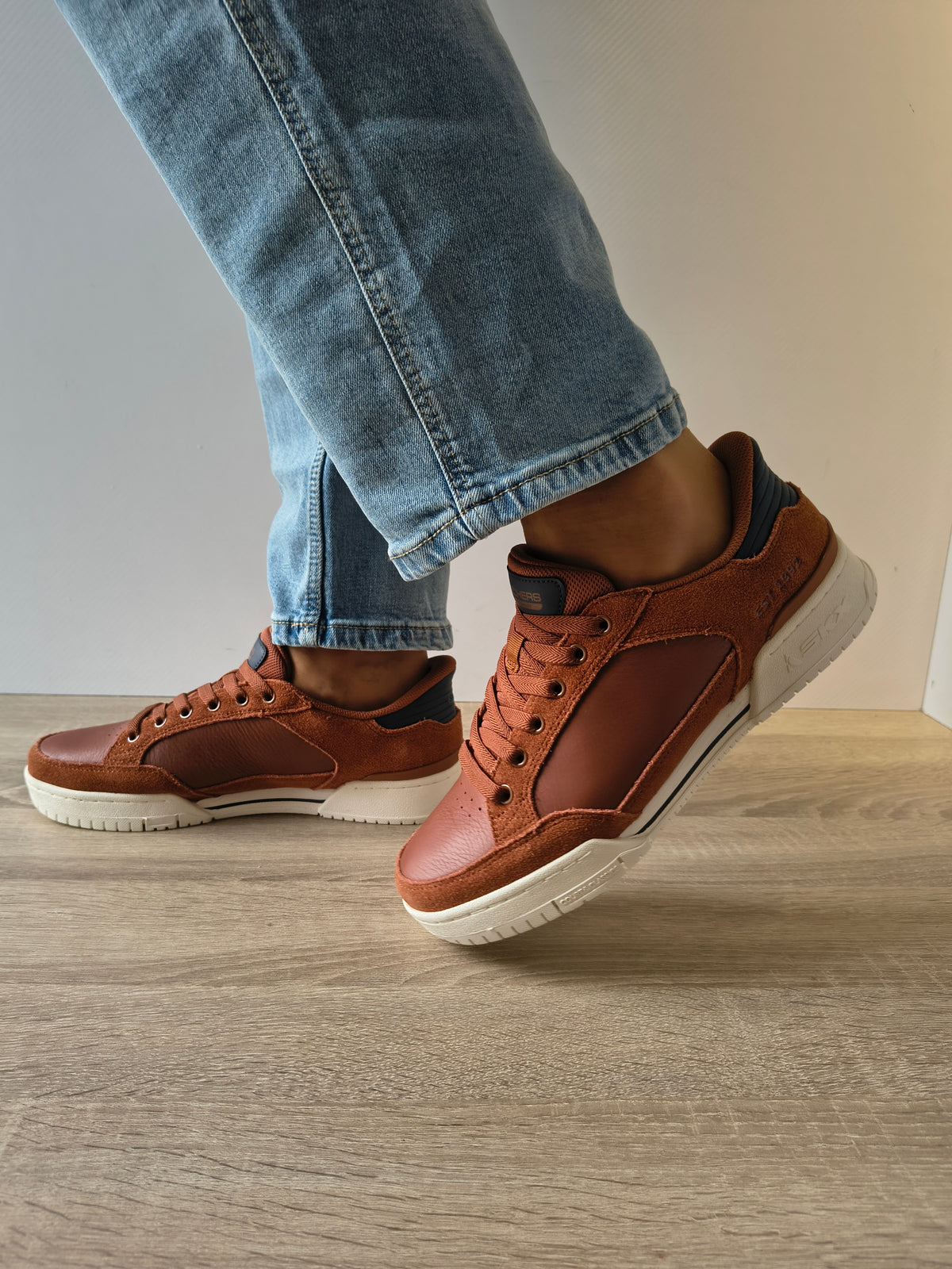 PANTOFI CASUAL BARBATI SKECHERS 254204 BRNT MARO - imagine 4