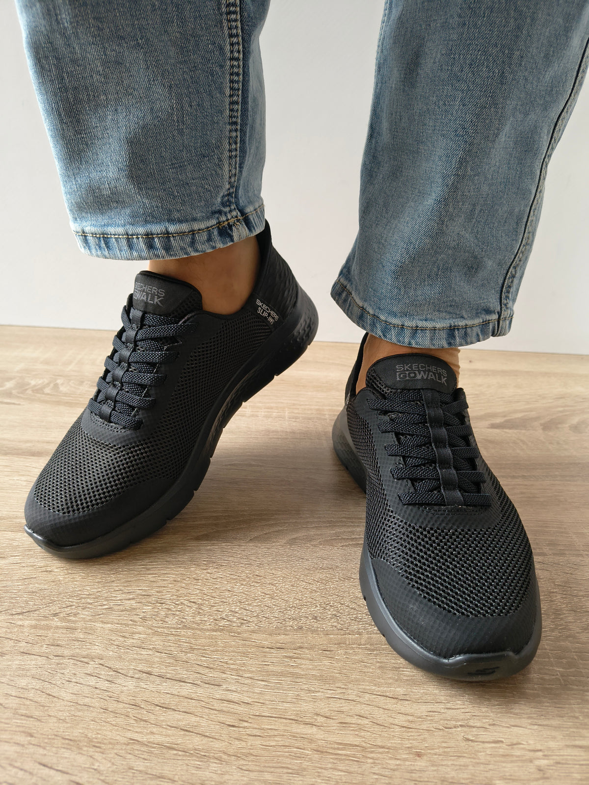 PANTOFI SPORT BARBATI SKECHERS 216324 BBK NEGRU - imagine 5