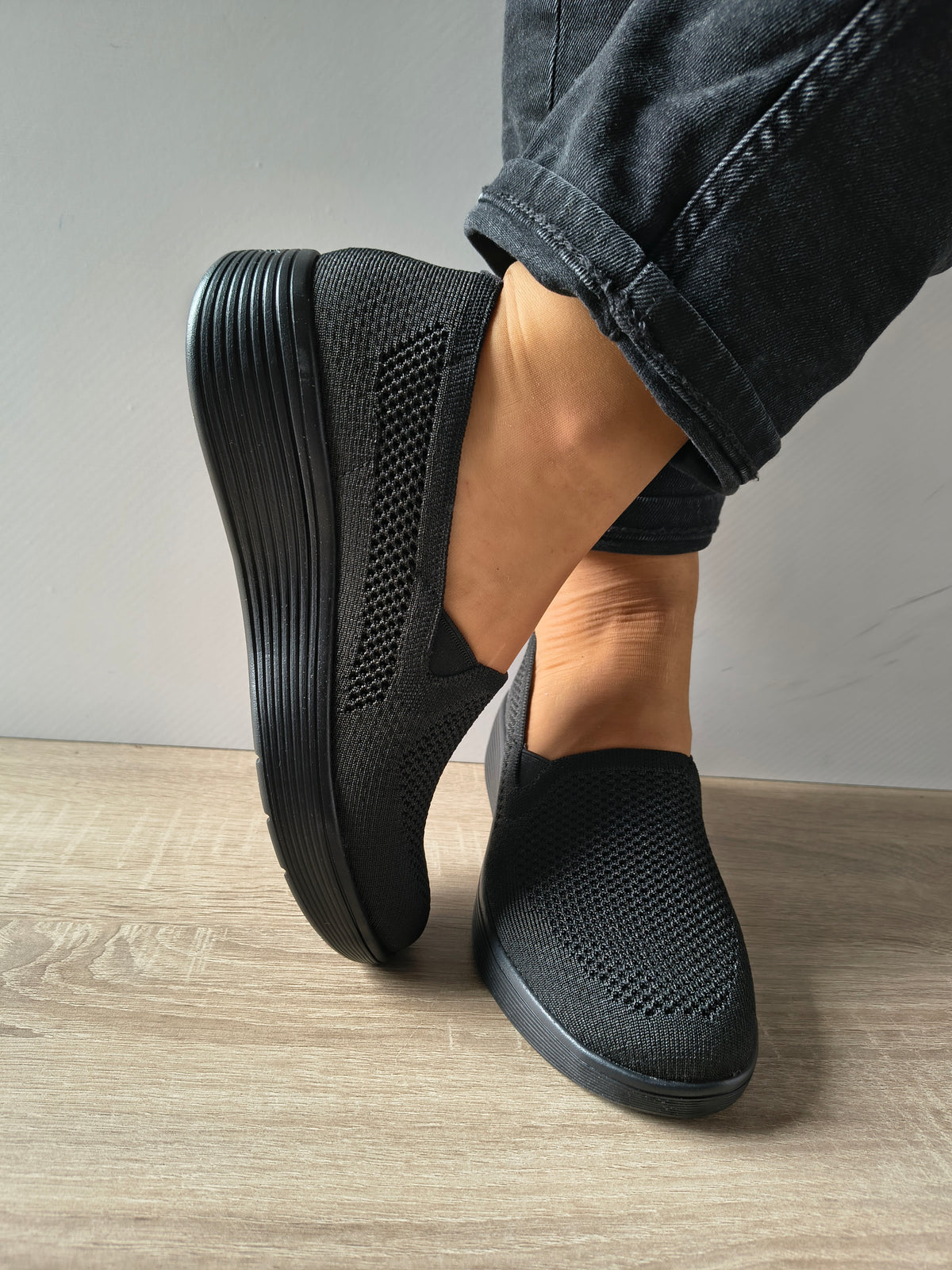 PANTOFI CASUAL DAMA SKECHERS 159089 BBK NEGRU - imagine 3