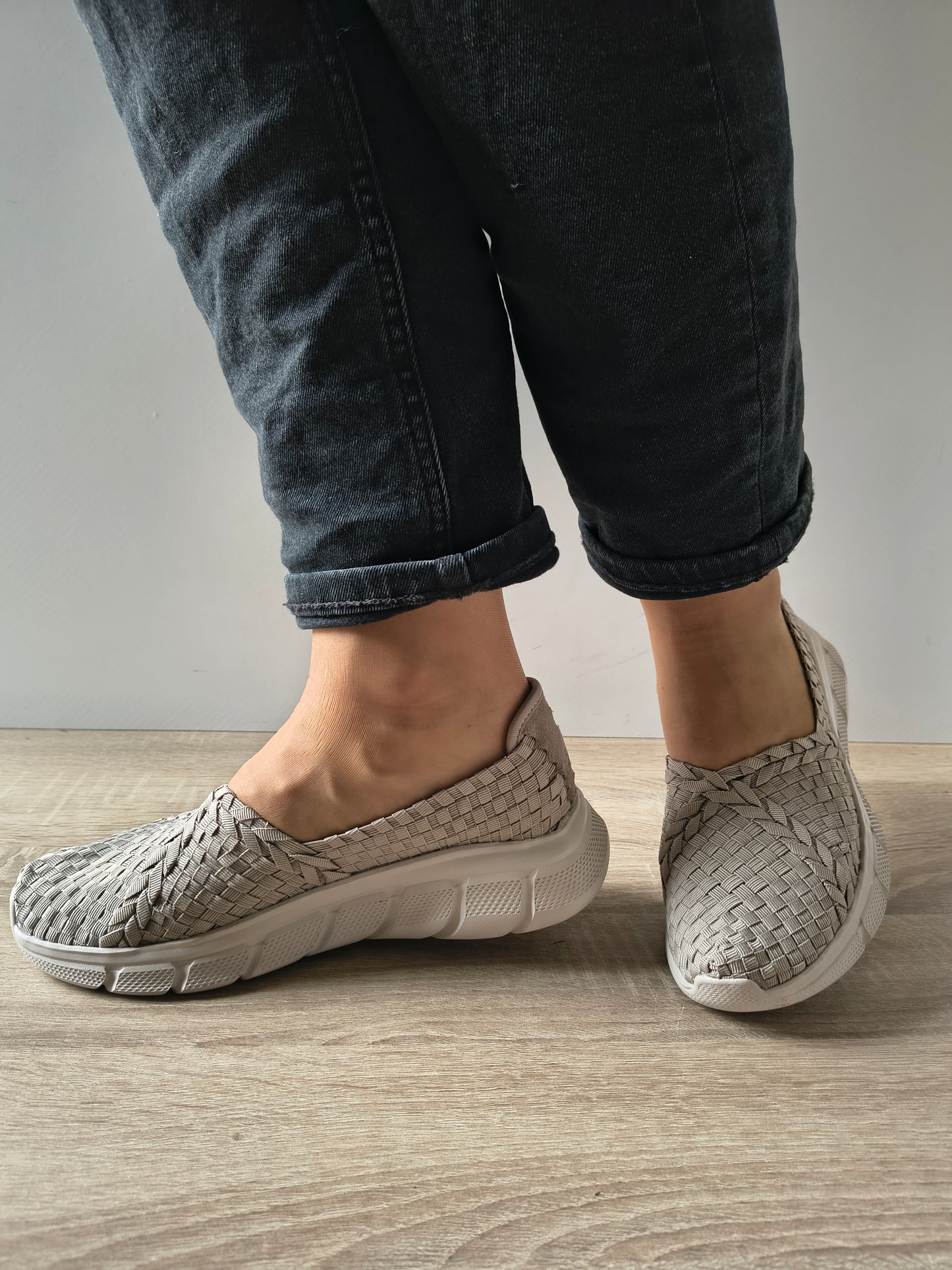PANTOFI CASUAL DAMA SKECHERS 117323 TPE TAUPE + MULTICOLOR