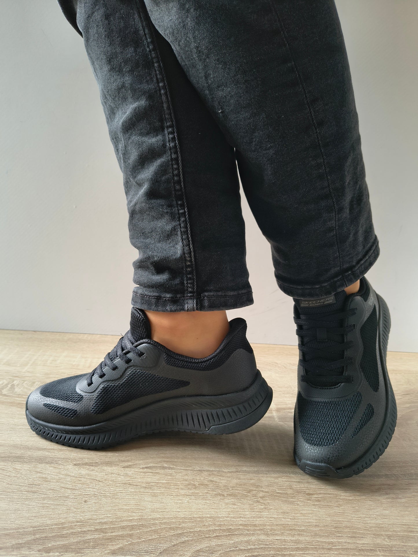 PANTOFI SPORT DAMA SKECHERS 117624 BBK NEGRU