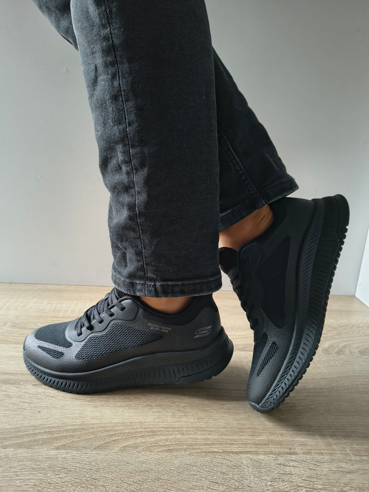 PANTOFI SPORT DAMA SKECHERS 117624 BBK NEGRU - imagine 5