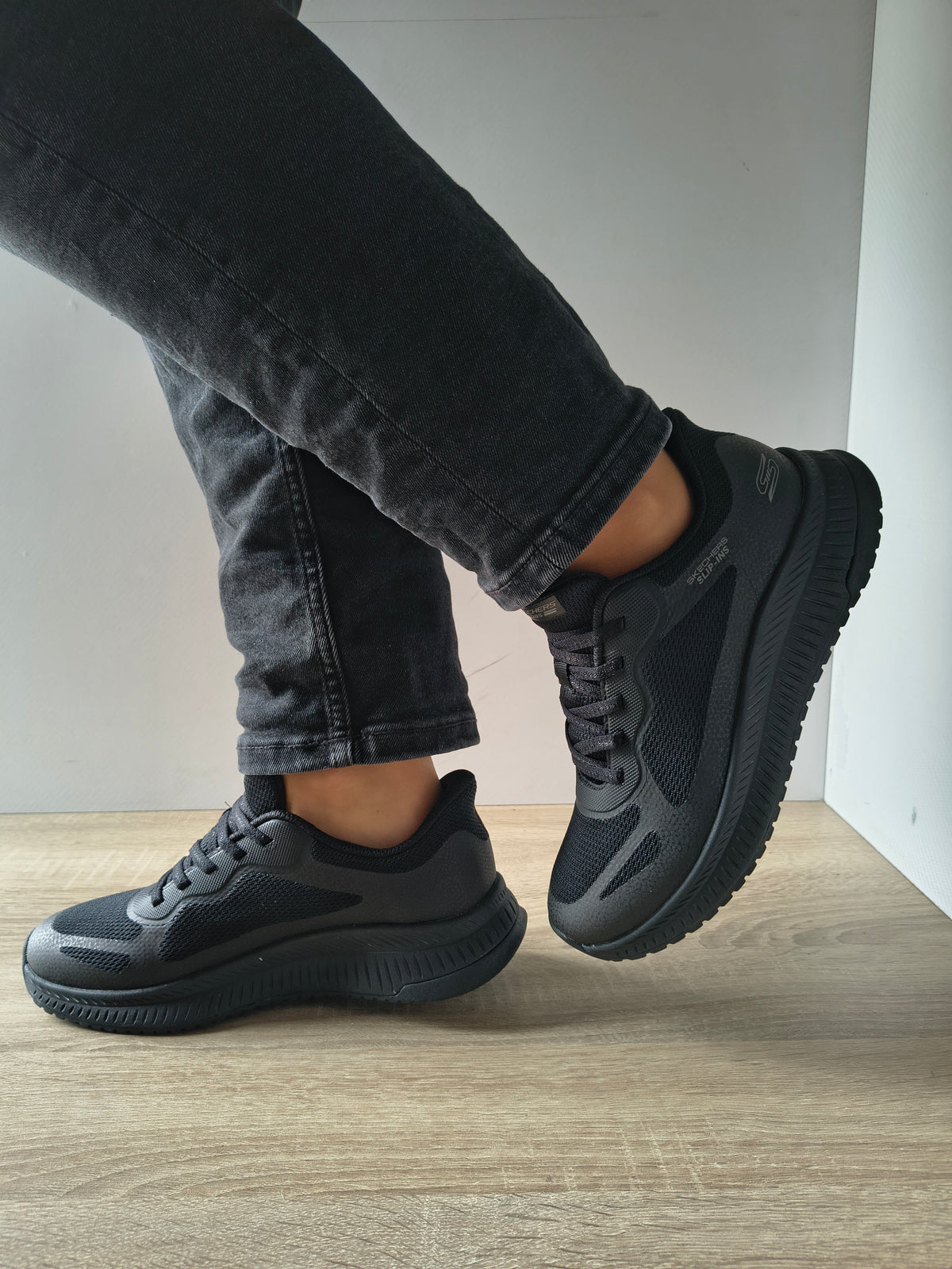PANTOFI SPORT DAMA SKECHERS 117624 BBK NEGRU - imagine 2