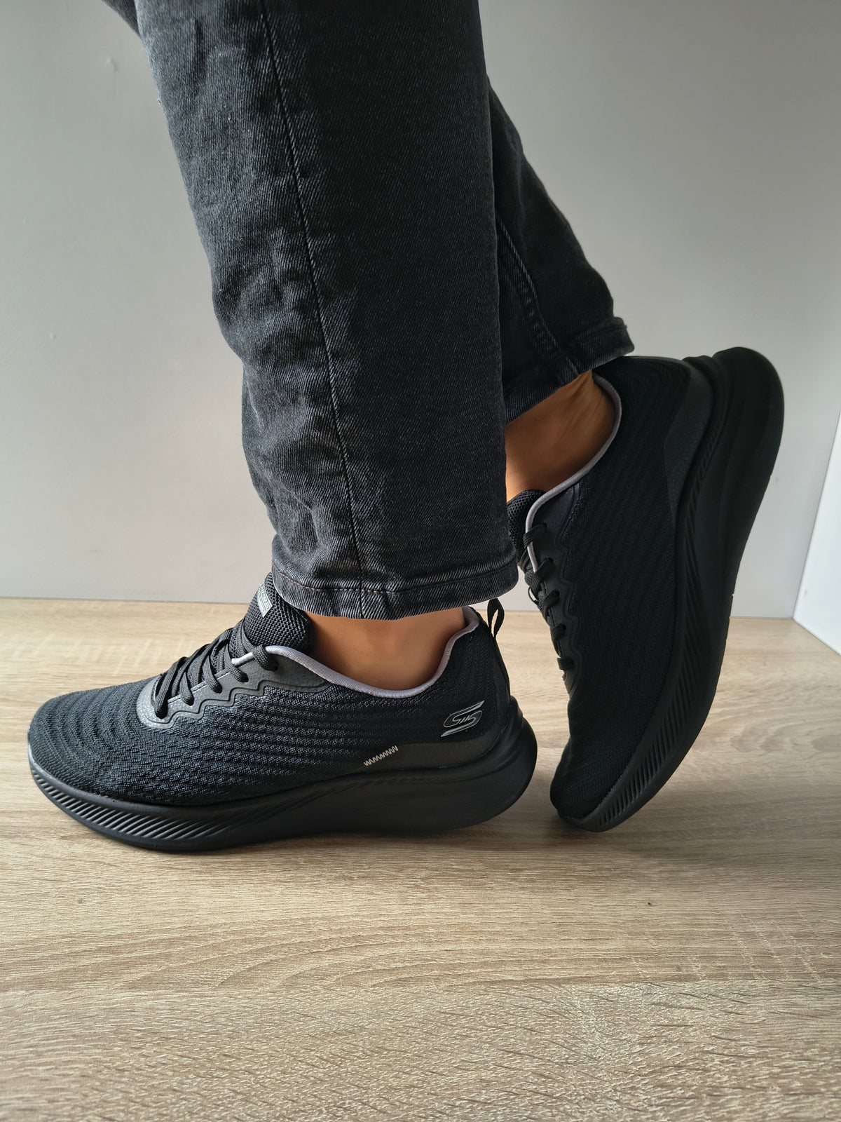 PANTOFI SPORT DAMA SKECHERS 117731 BBK NEGRU - imagine 5