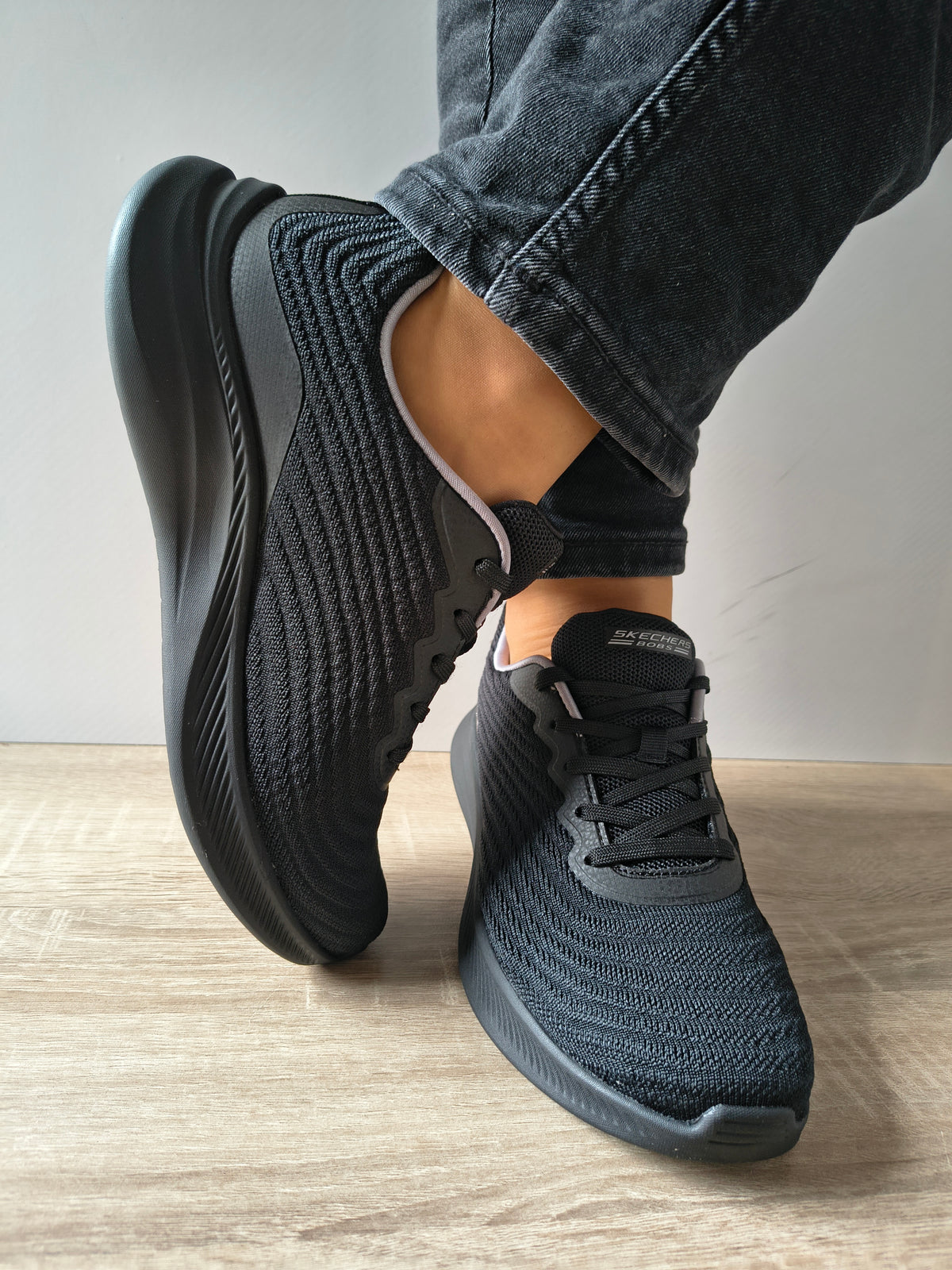 PANTOFI SPORT DAMA SKECHERS 117731 BBK NEGRU - imagine 3