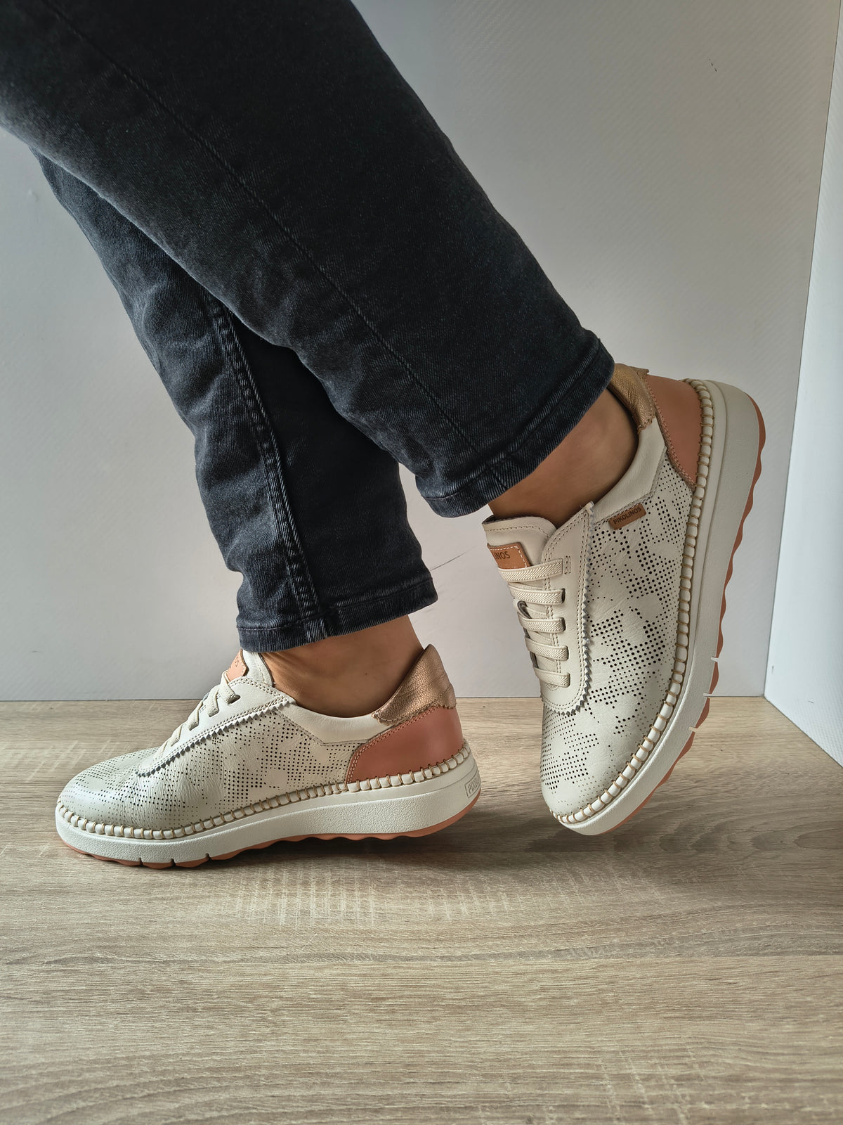 PANTOFI CASUAL DAMA PIKOLINOS W0C-6621C1 ALB - imagine 2