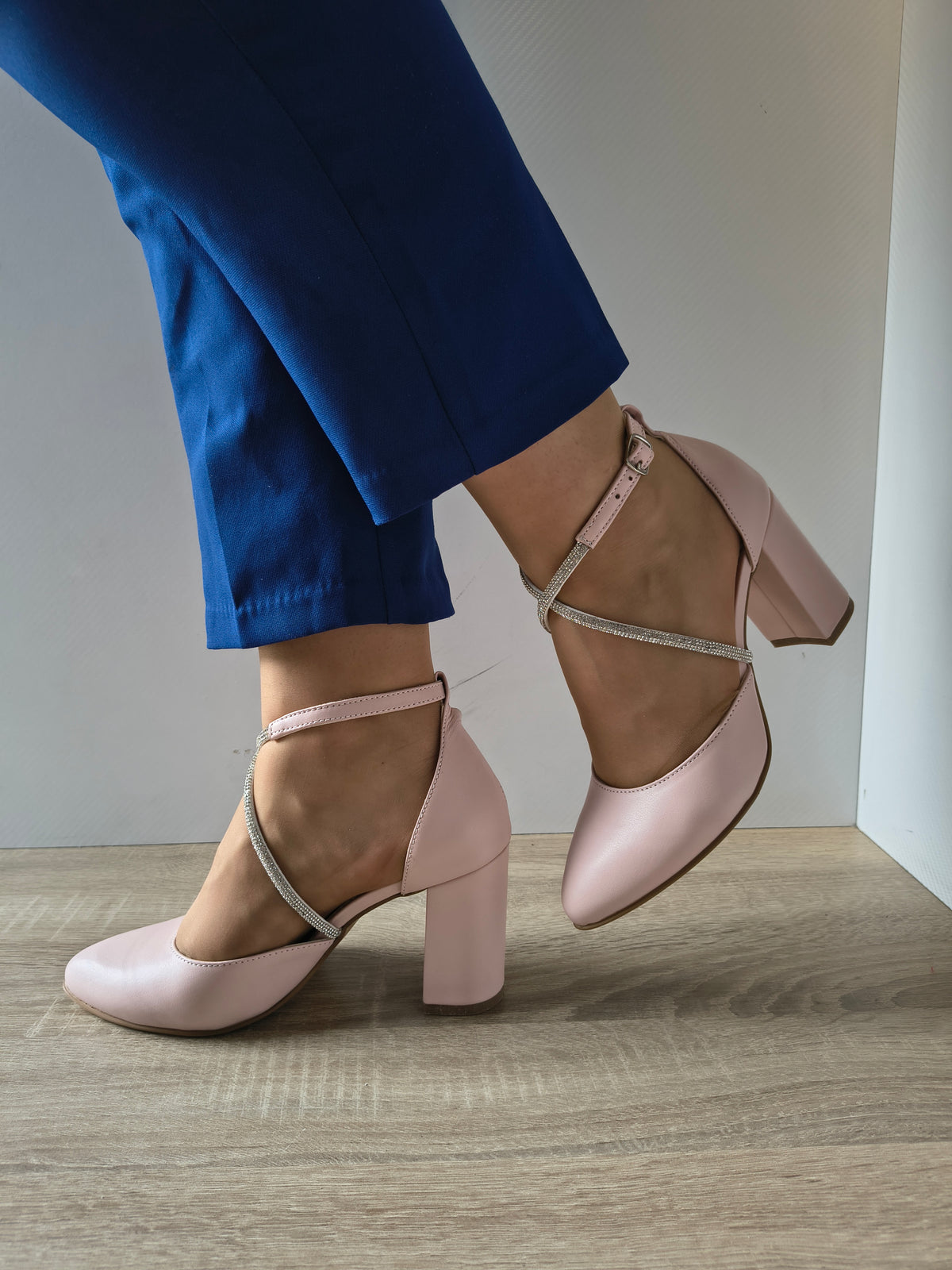 PANTOFI DECUPATI ELEGANTI DAMA PERLLA 3671-4 ROZ - imagine 2