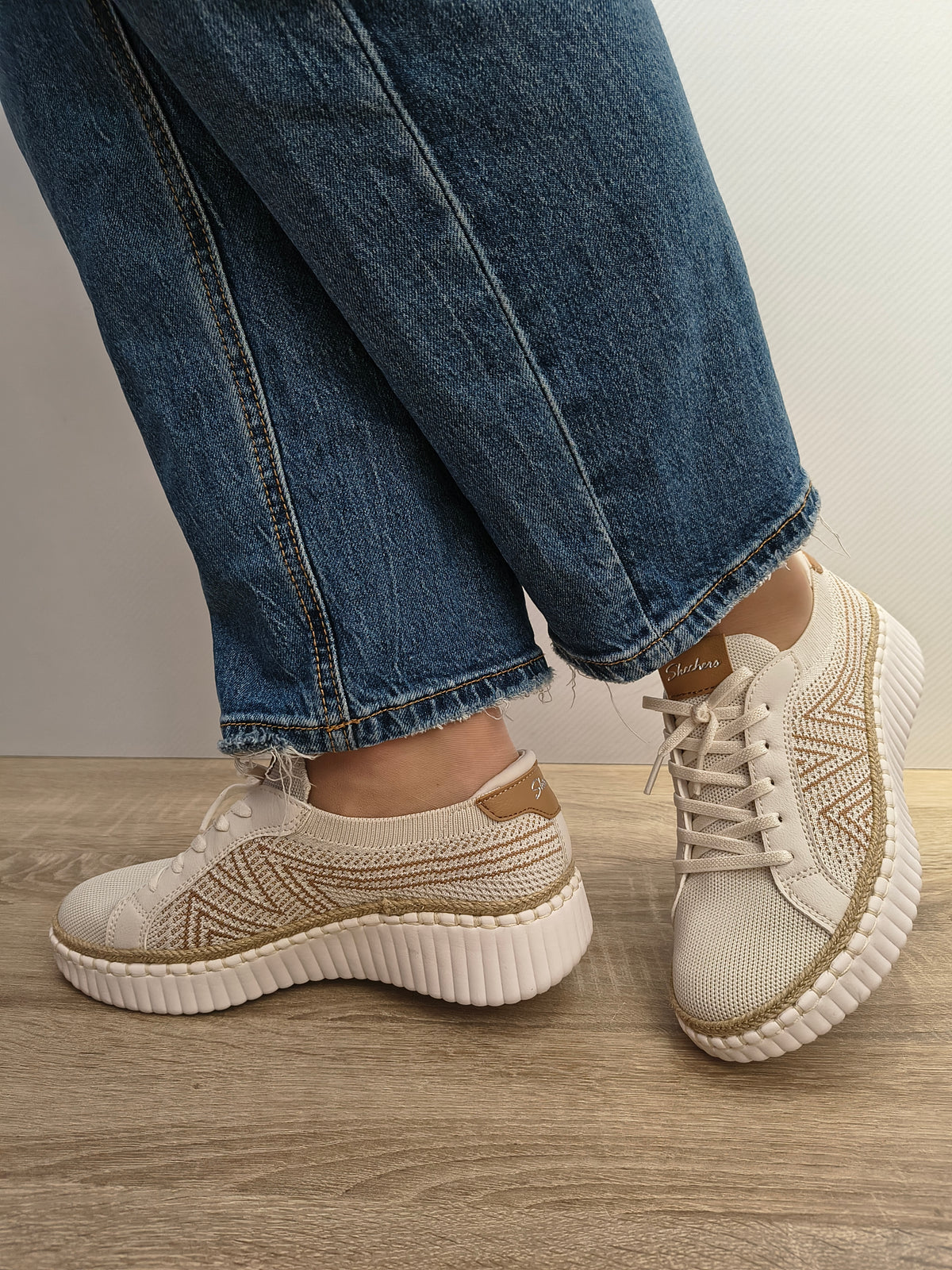 PANTOFI CASUAL DAMĂ SKECHERS 100716 OFWT CREM - imagine 2