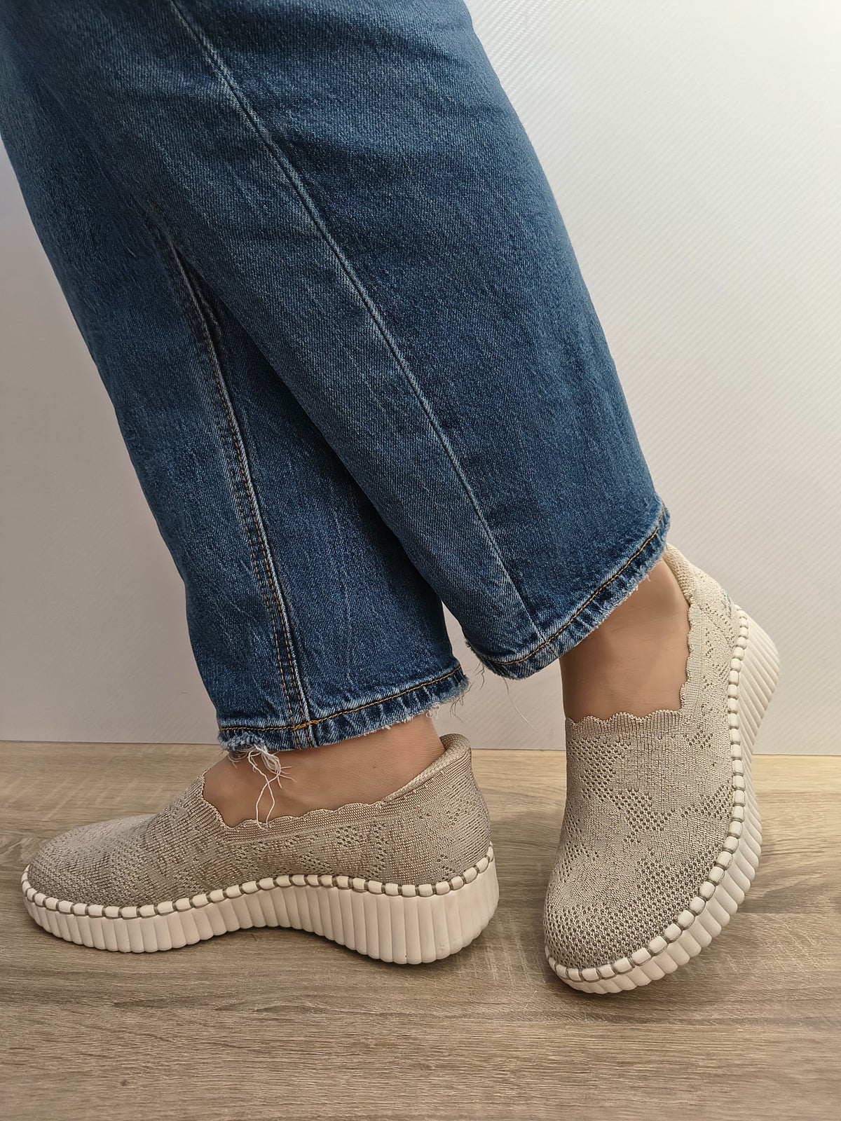 PANTOFI CASUAL DAMA SKECHERS 100904 TPE BEJ TAUPE - imagine 2