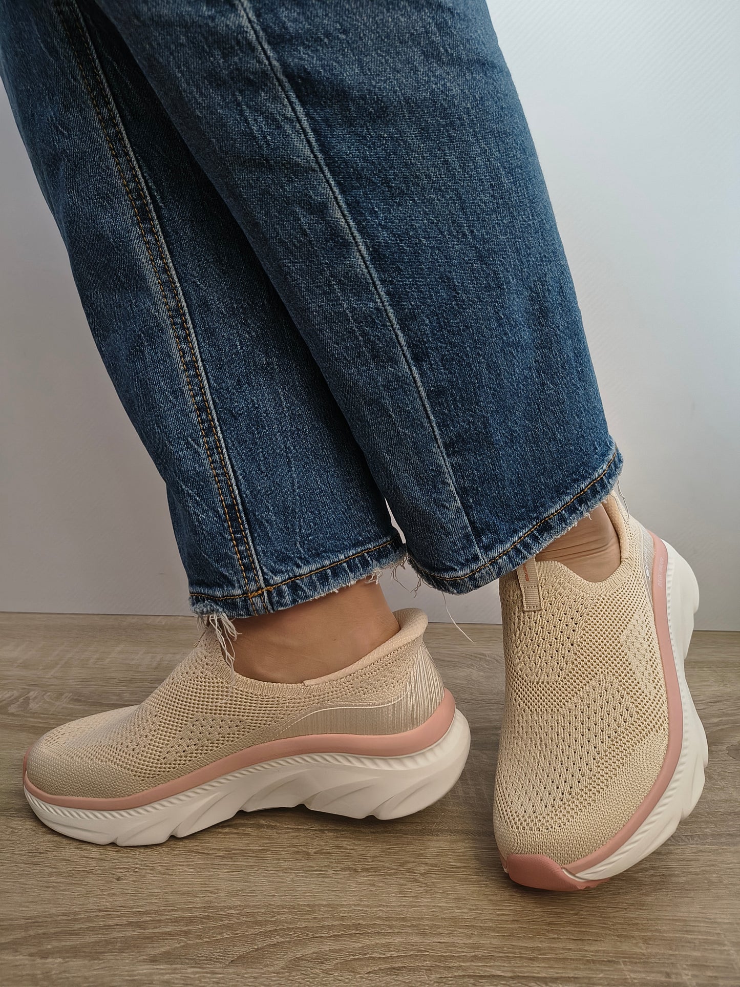 Pantofi Sport Damă Skechers 150391 Nat Natural Bej - Textil