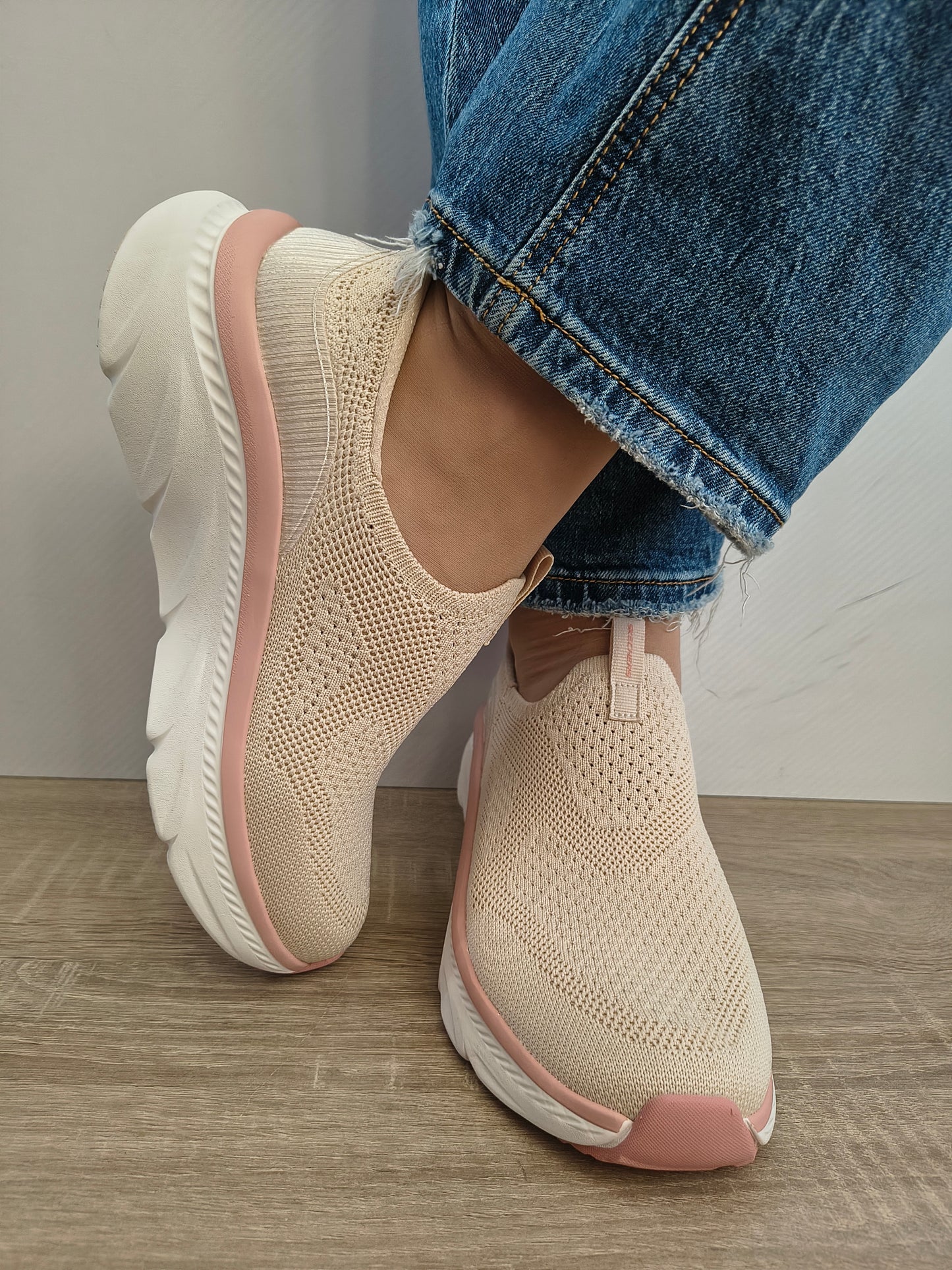 Pantofi Sport Damă Skechers 150391 Nat Natural Bej - Textil