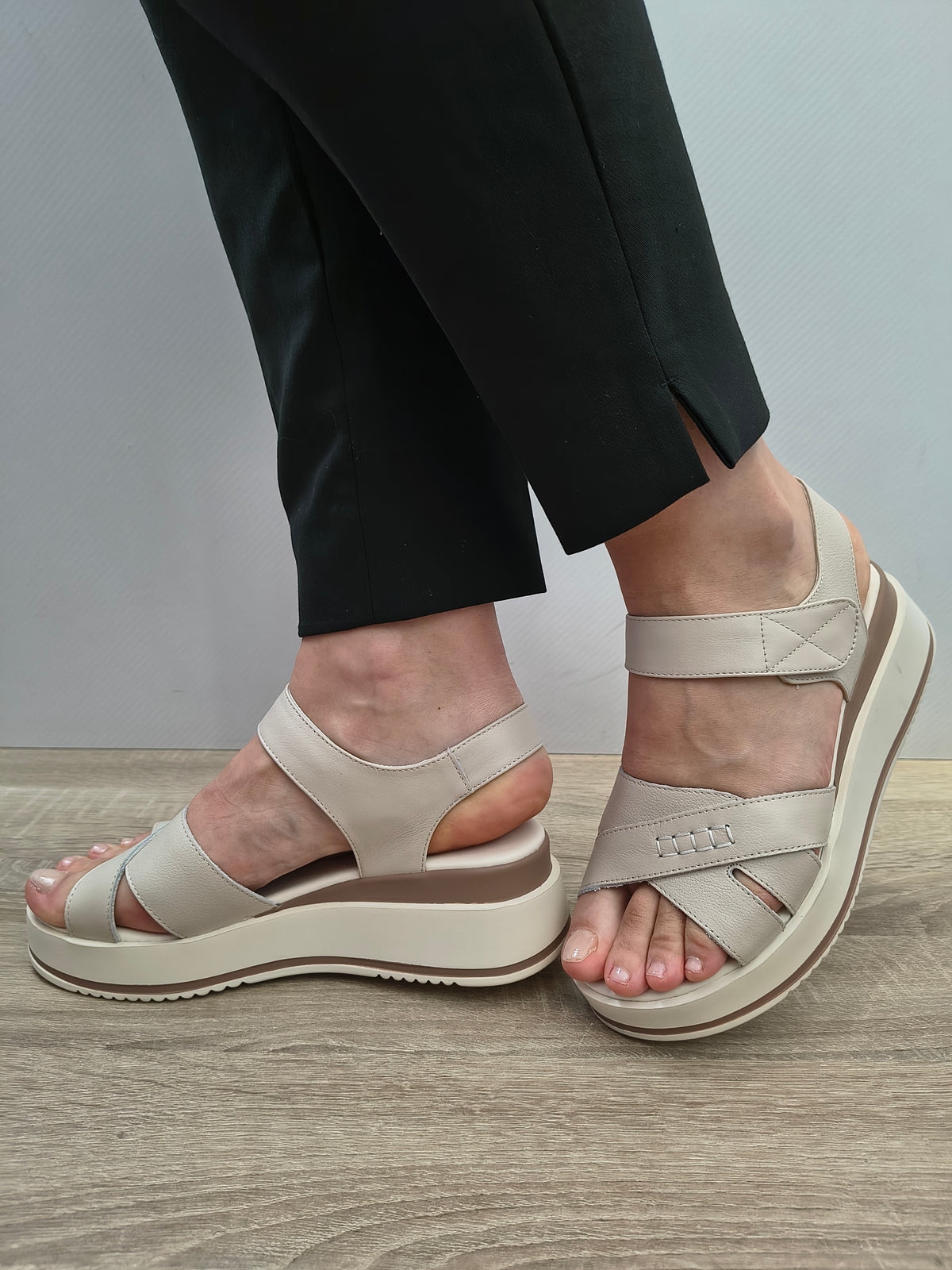 Sandale Casual Damă Formazione 2569 Cream - Piele Naturală - imagine 4