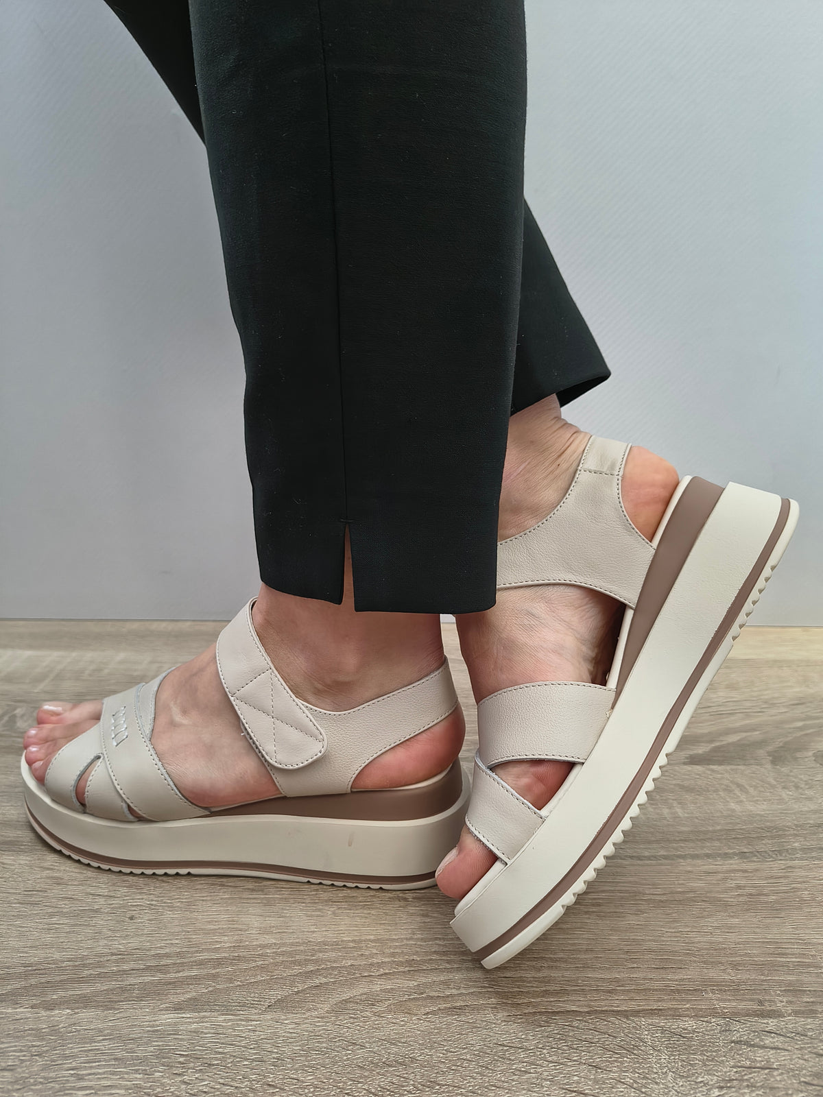 Sandale Casual Damă Formazione 2569 Cream - Piele Naturală - imagine 5