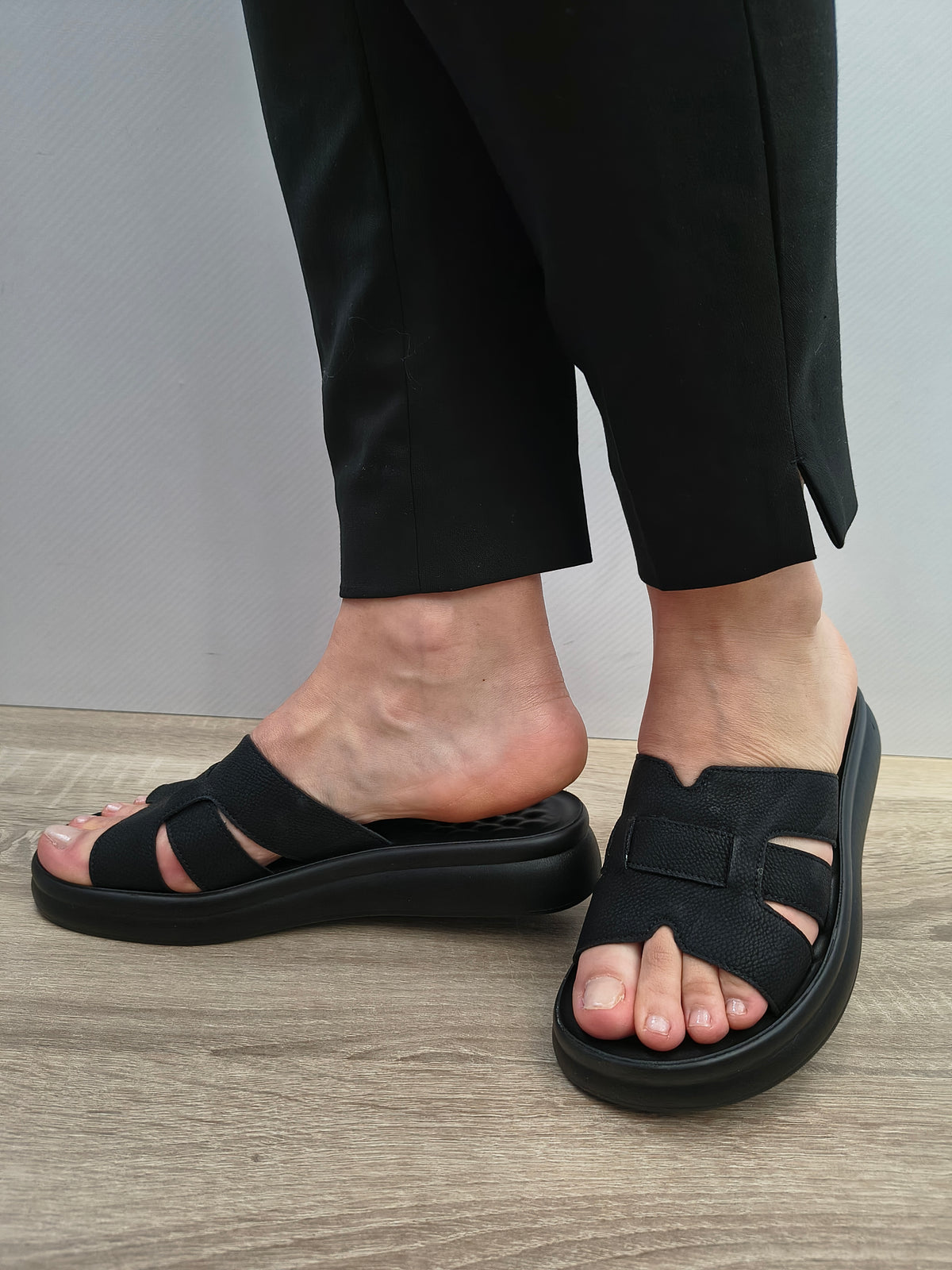 Saboti Casual Damă Formazione 28-008 Negru - Piele Naturală Nubuck - imagine 3