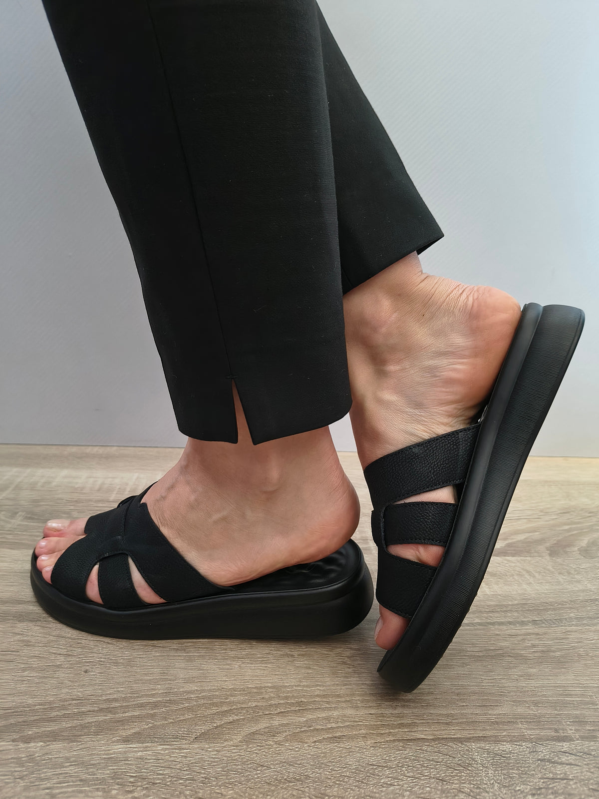Saboti Casual Damă Formazione 28-008 Negru - Piele Naturală Nubuck - imagine 4