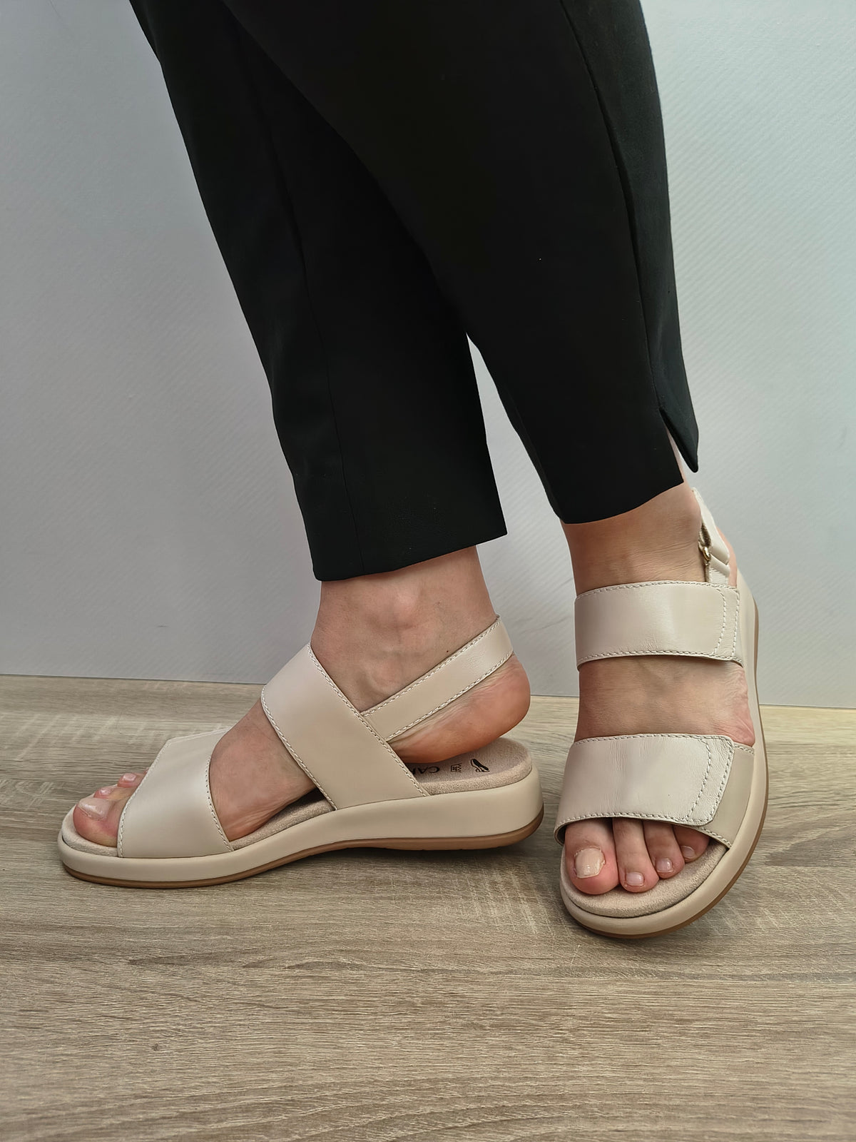 Sandale Casual Damă Caprice 28207-44 140 Crem Perlat - Piele Naturală - imagine 3