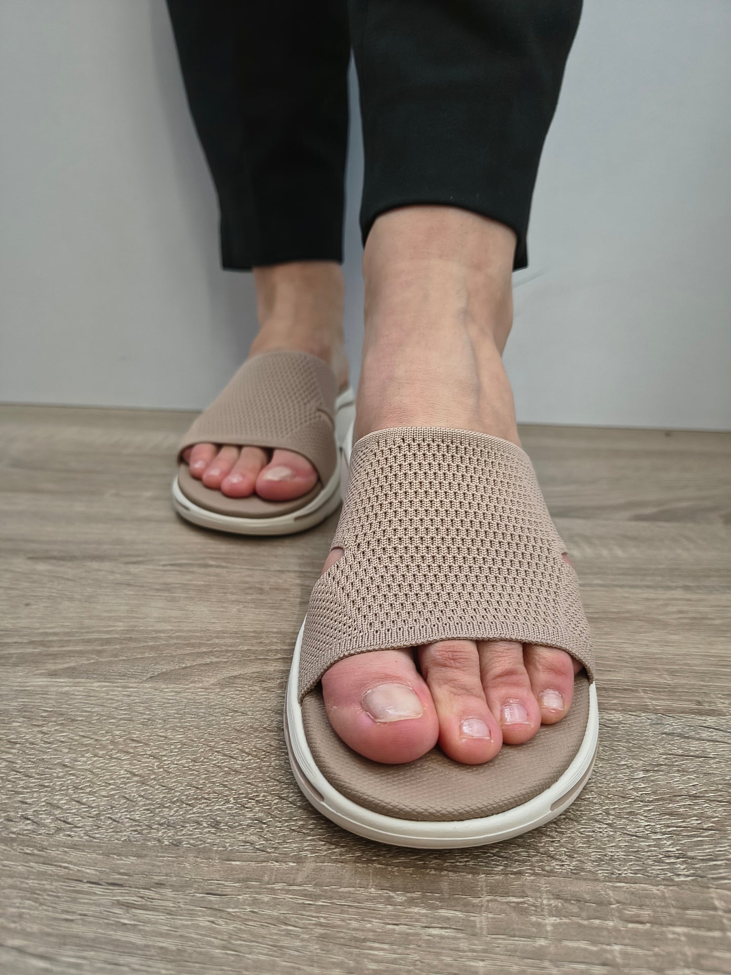 Saboti Casual Damă Skechers 140865 Tan Bej - Textil