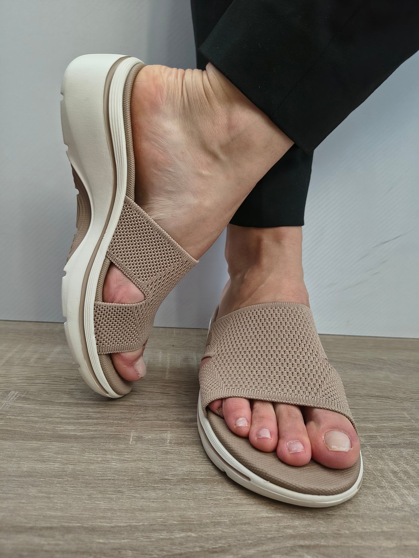 Saboti Casual Damă Skechers 140865 Tan Bej - Textil
