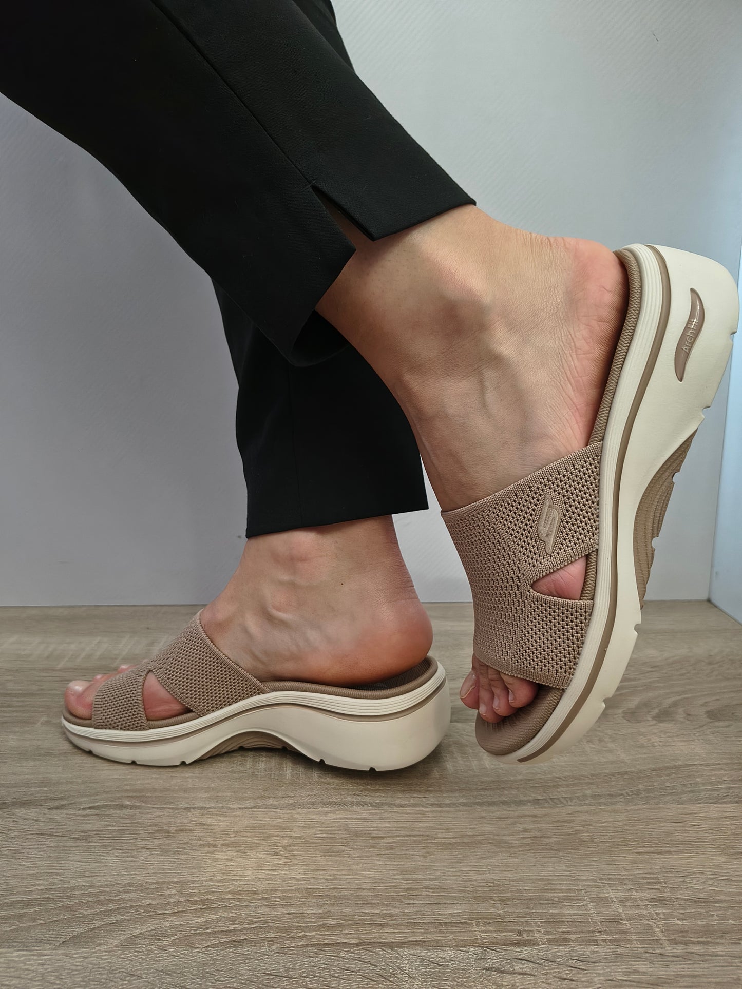 Saboti Casual Damă Skechers 140865 Tan Bej - Textil