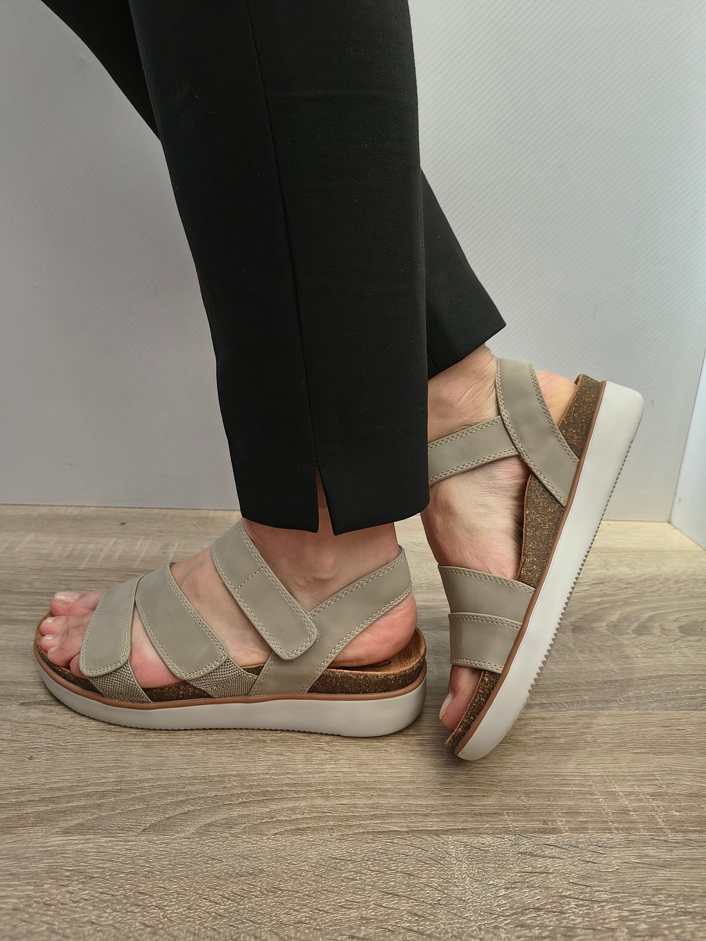 Sandale Casual Damă Skechers 163252 Tpe Taupe - Piele Ecologică