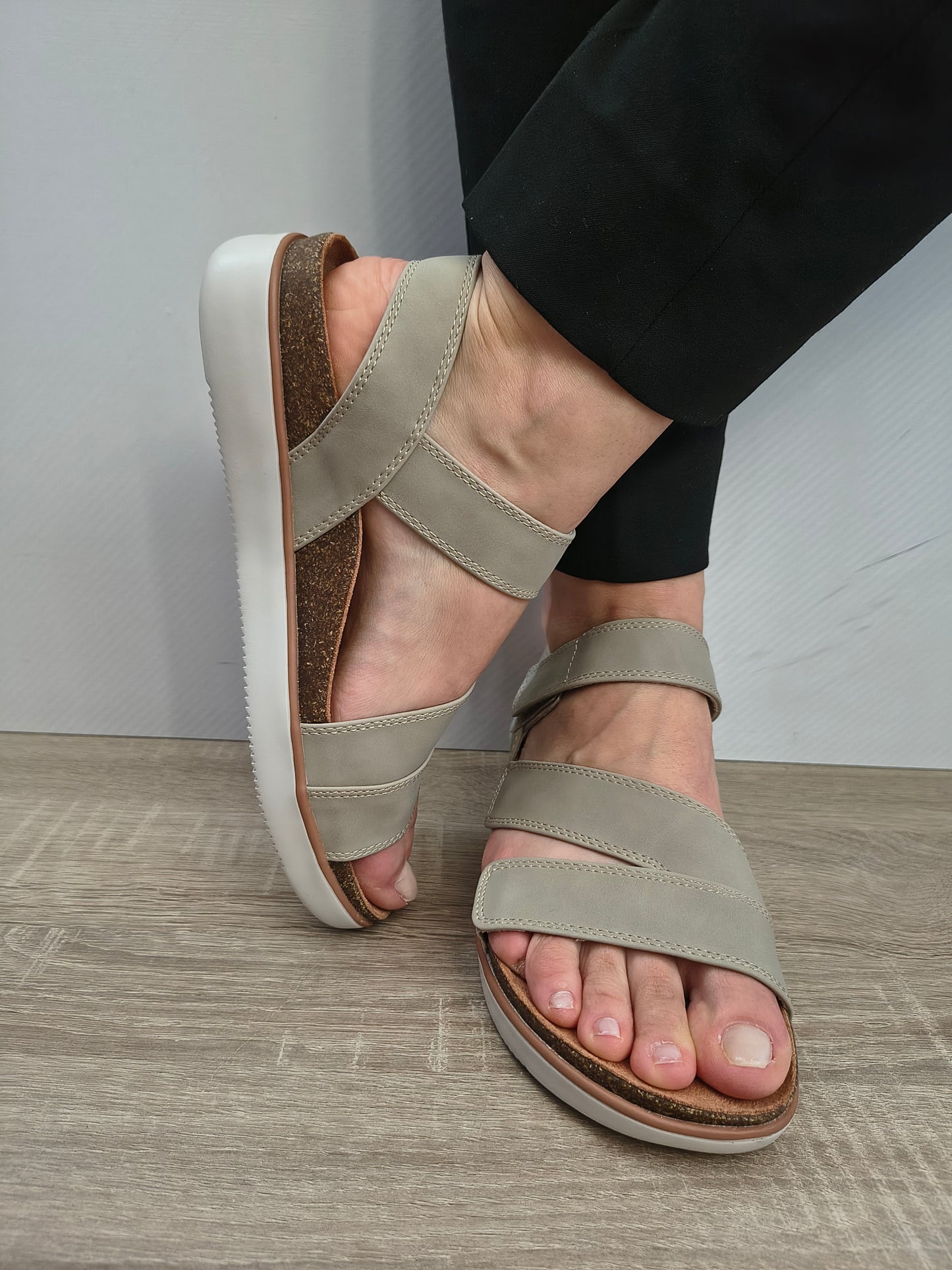 Sandale Casual Damă Skechers 163252 Tpe Taupe - Piele Ecologică
