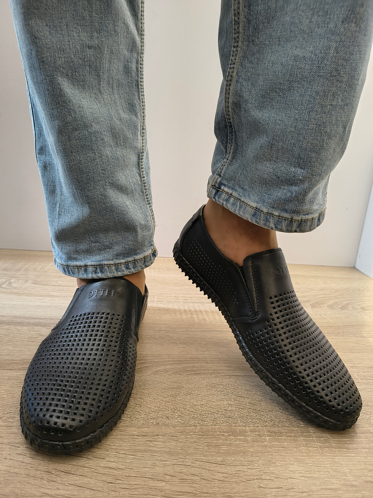 Pantofi Perforati Bărbați Otter 80005A 01-N Negru - Piele Naturală Nubuck - imagine 3