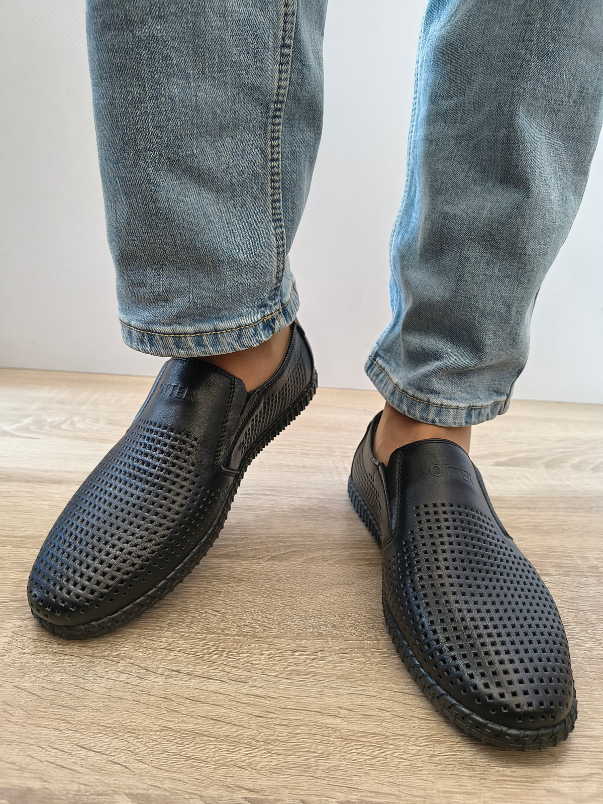Pantofi Perforati Bărbați Otter 80005A 01-N Negru - Piele Naturală Nubuck - imagine 4