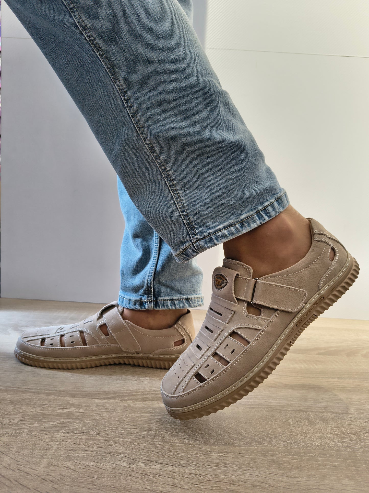 PANTOFI PERFORATI BARBATI OTTER 80008B 03-2 BEJ APRICOT