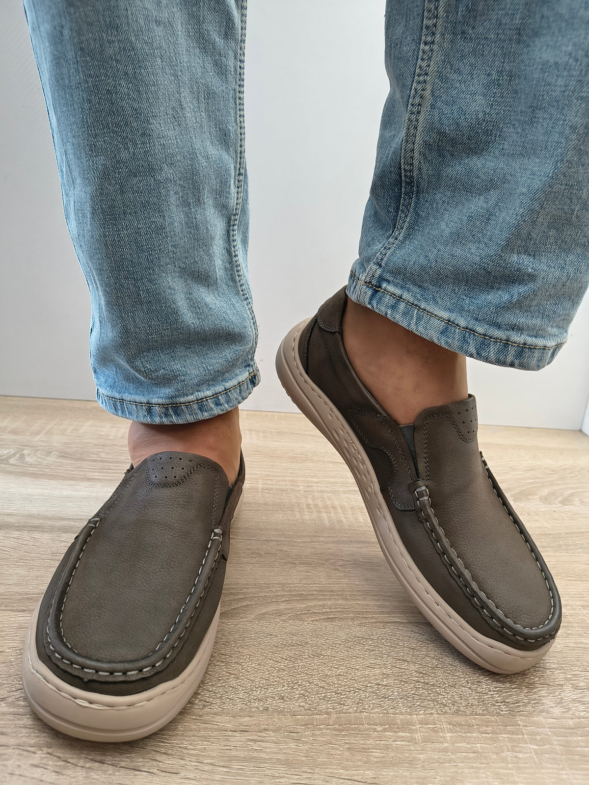 Pantofi Casual Bărbați Mels 85170 Grey - Piele Naturală Nubuck - imagine 3