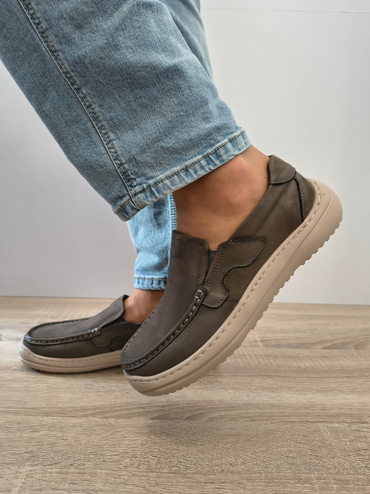 Pantofi Casual Bărbați Mels 85170 Grey - Piele Naturală Nubuck - imagine 5