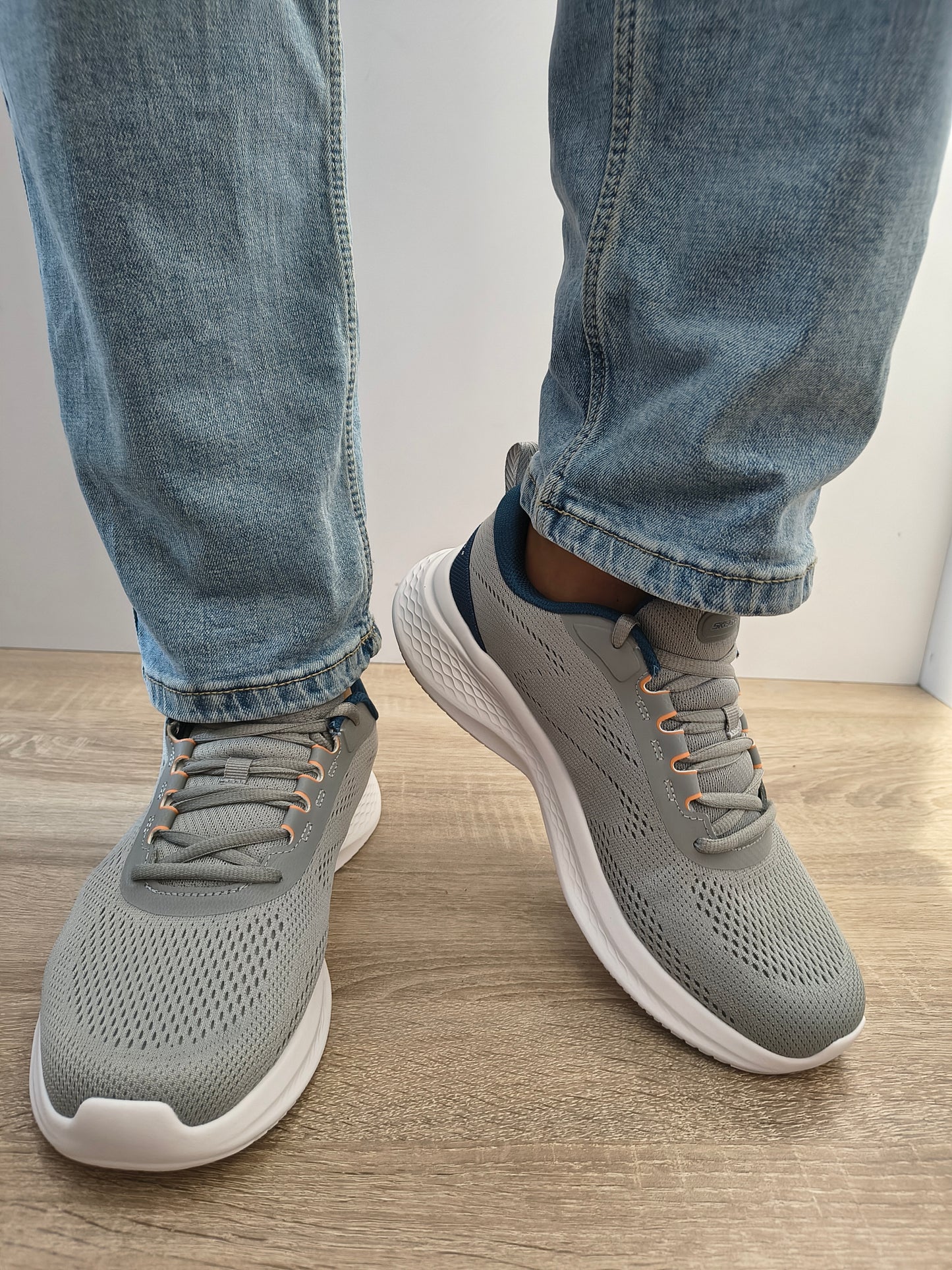 Pantofi Sport Bărbați Skechers 233184 Gybl Gri+navy - Textil