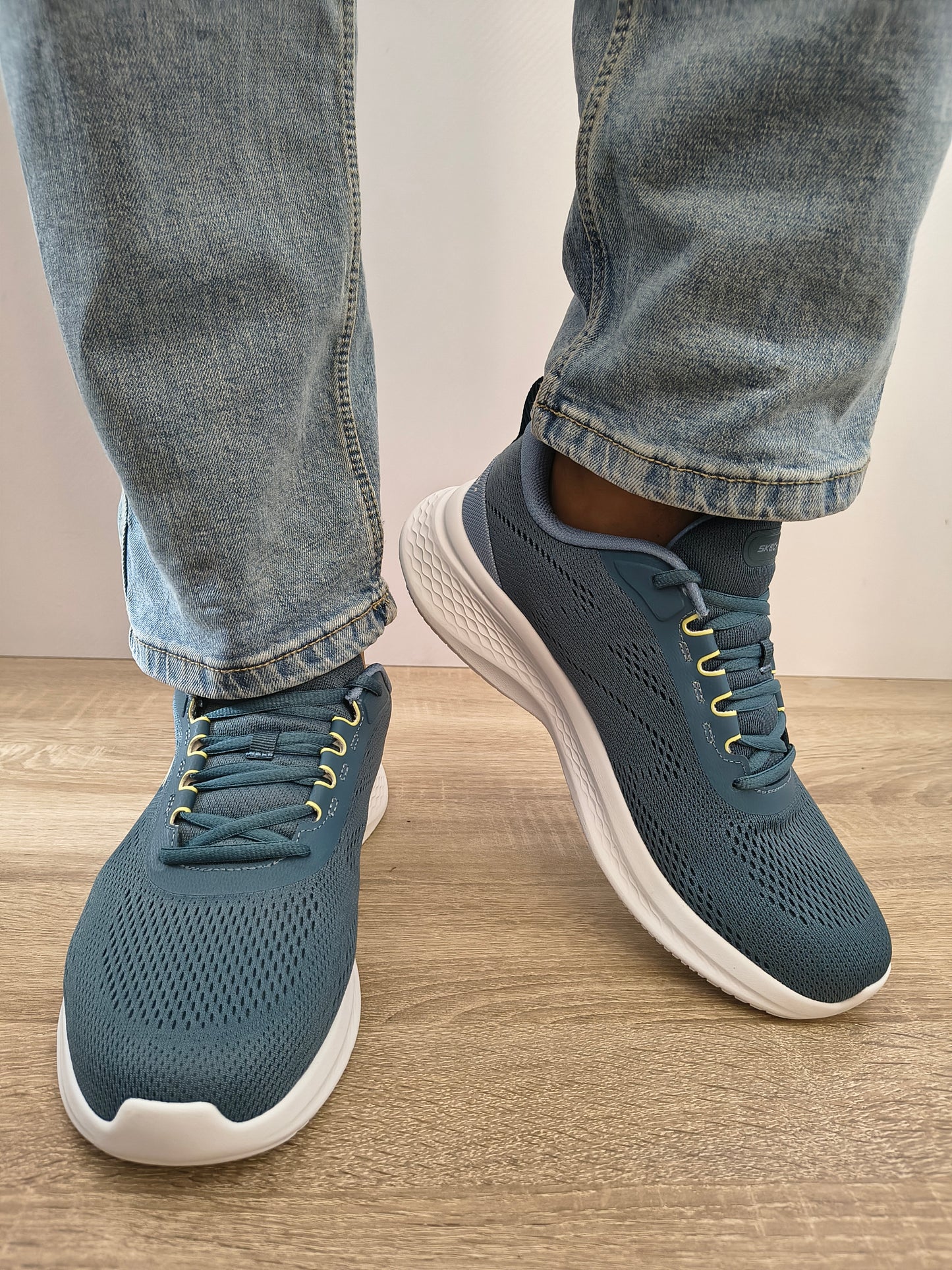 Pantofi Sport Bărbați Skechers 233184 Teal Albastru Turcoaz - Textil